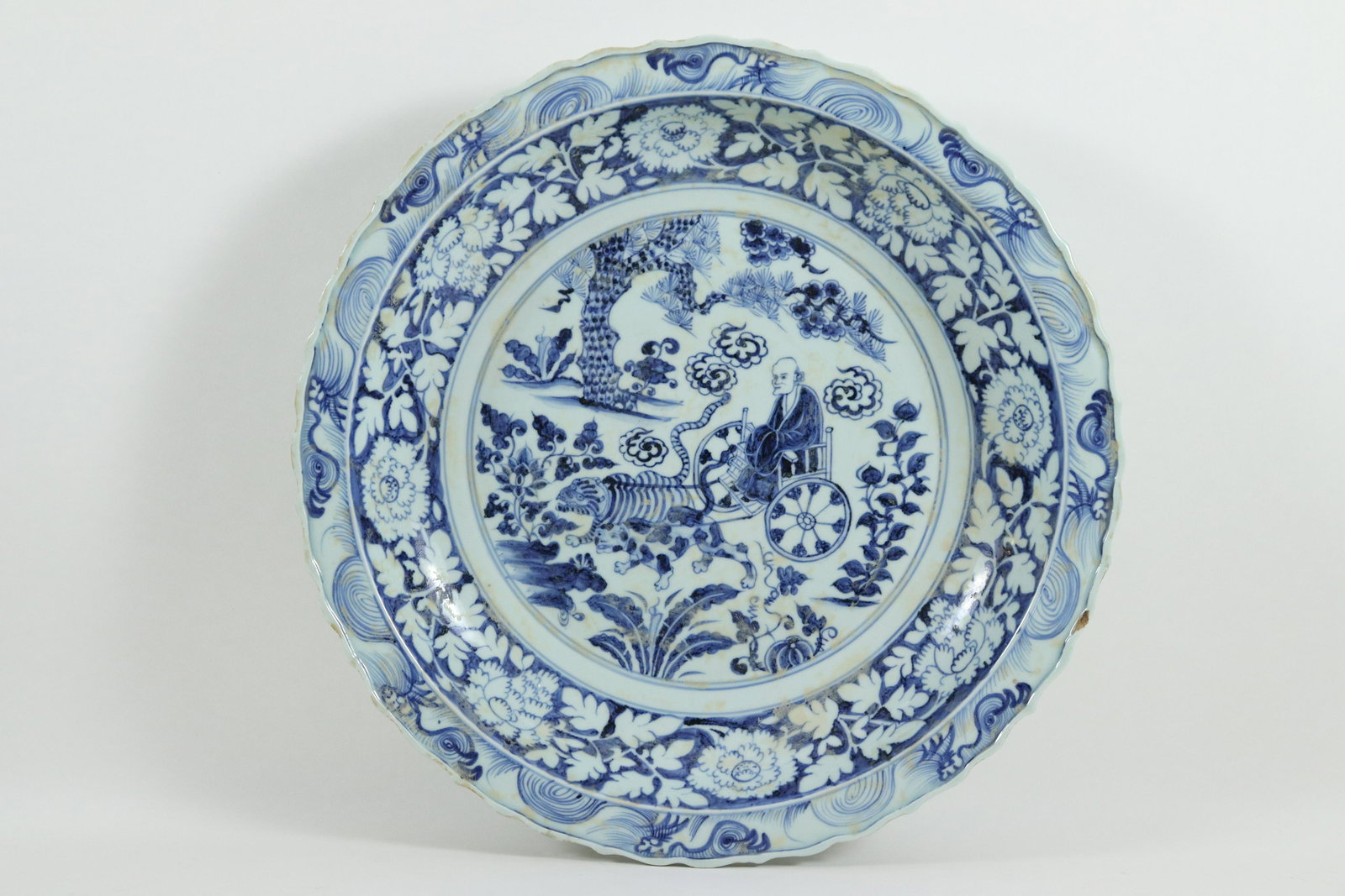 Chinese heavy b/w charger (1 of 9)