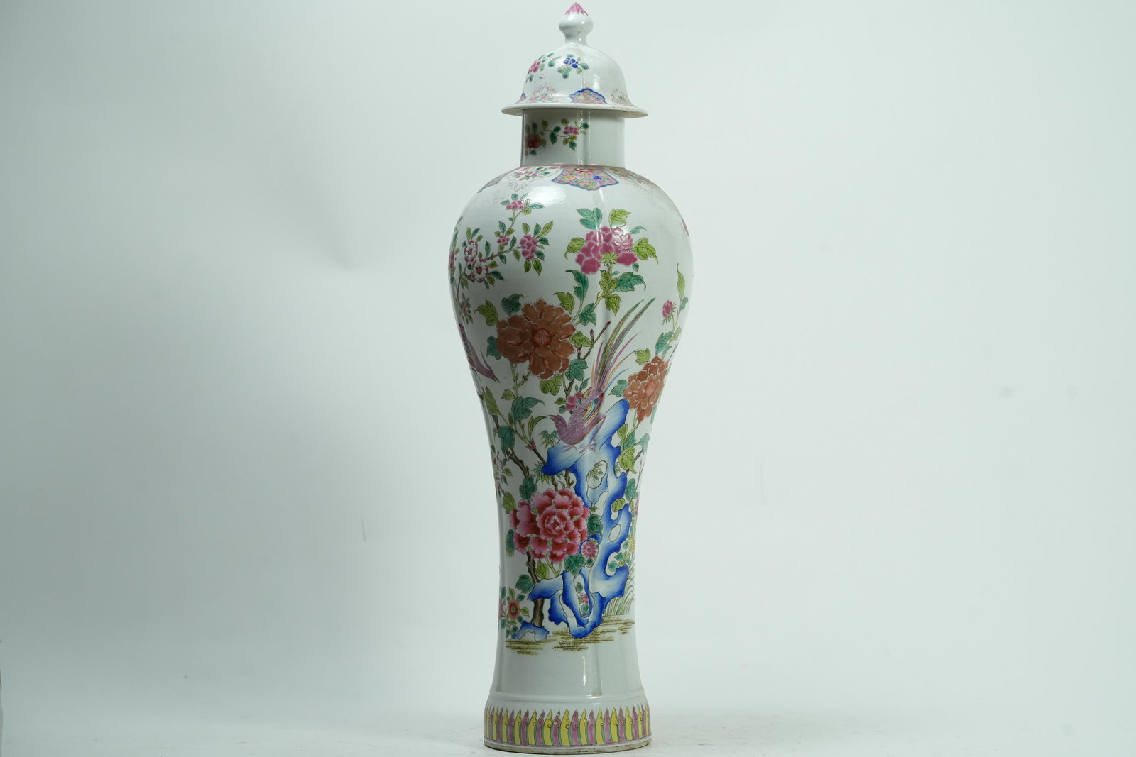 Chinese massive floral vase (1 of 7)