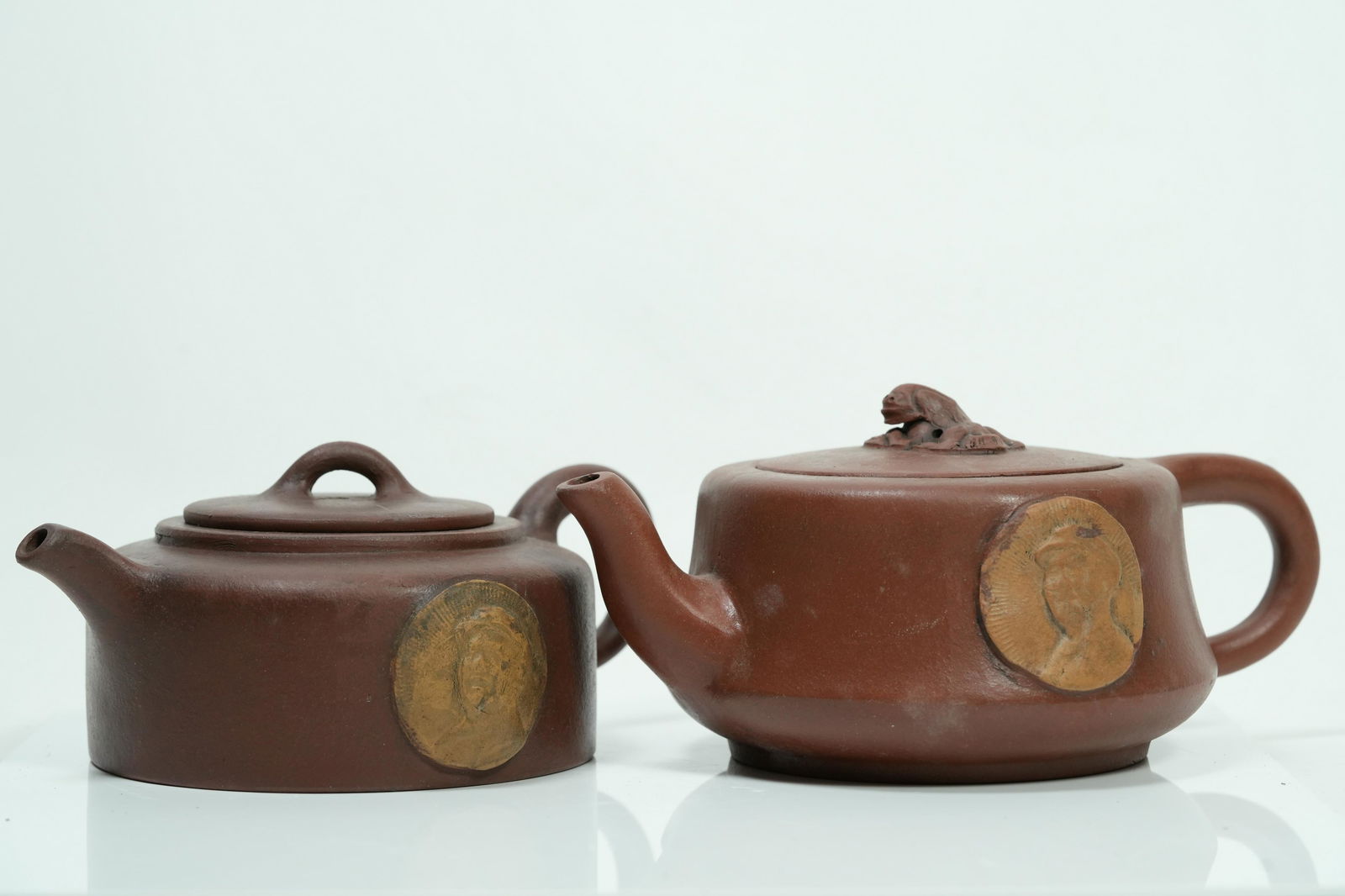 2 pcs Chinese clay teapots (1 of 7)