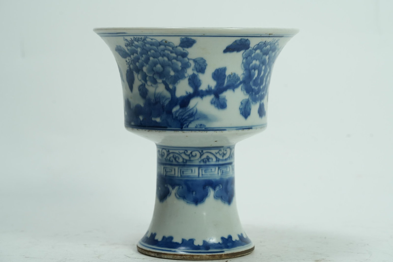 Chinese fine b/w stem cup (1 of 7)