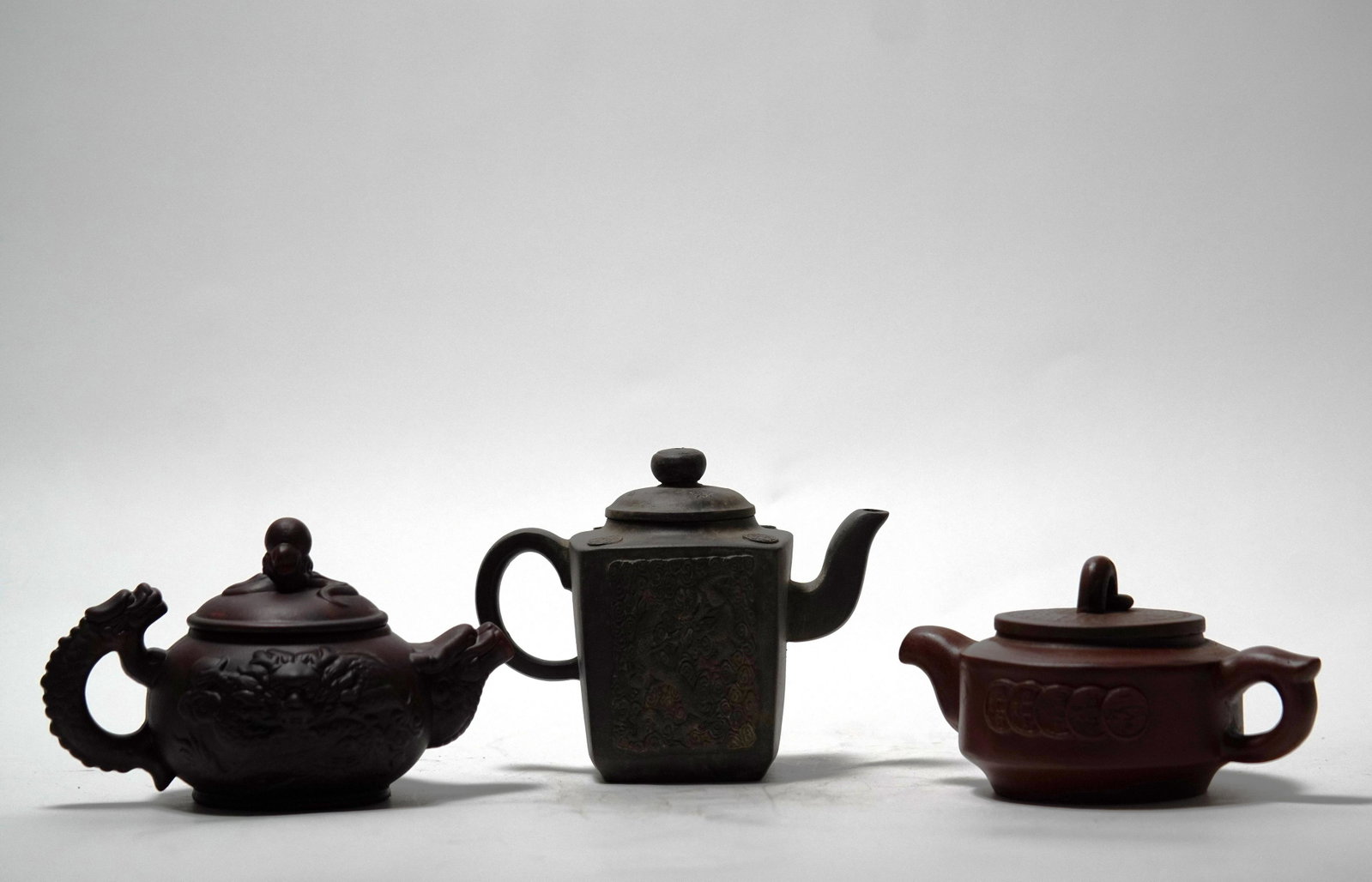 3 pcs Chinese clay teapot: 3 pcs Chinese clay teapot. H: 4" x W: 6.5."