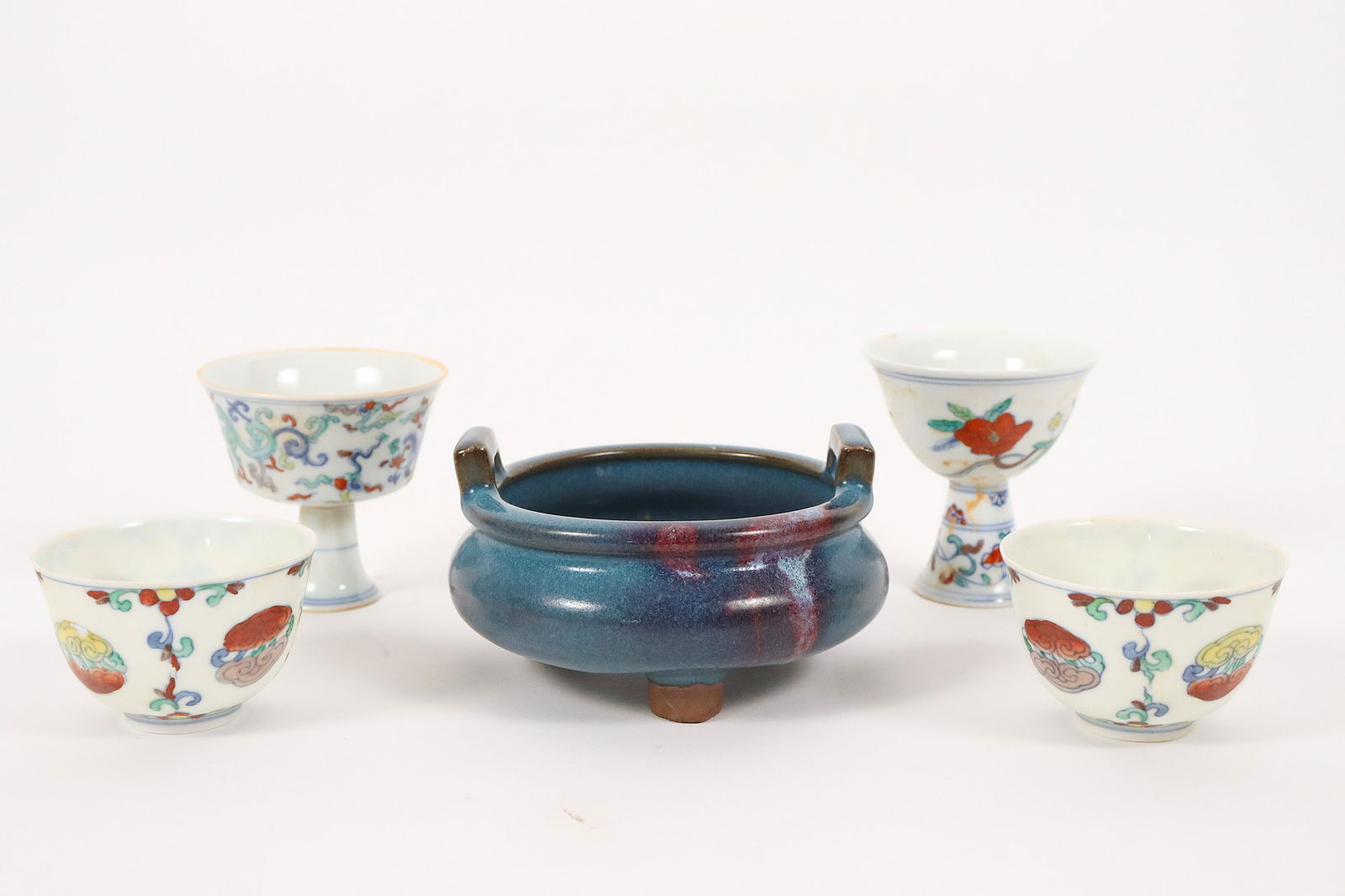 5 pcs Chinese porcelain items (1 of 7)