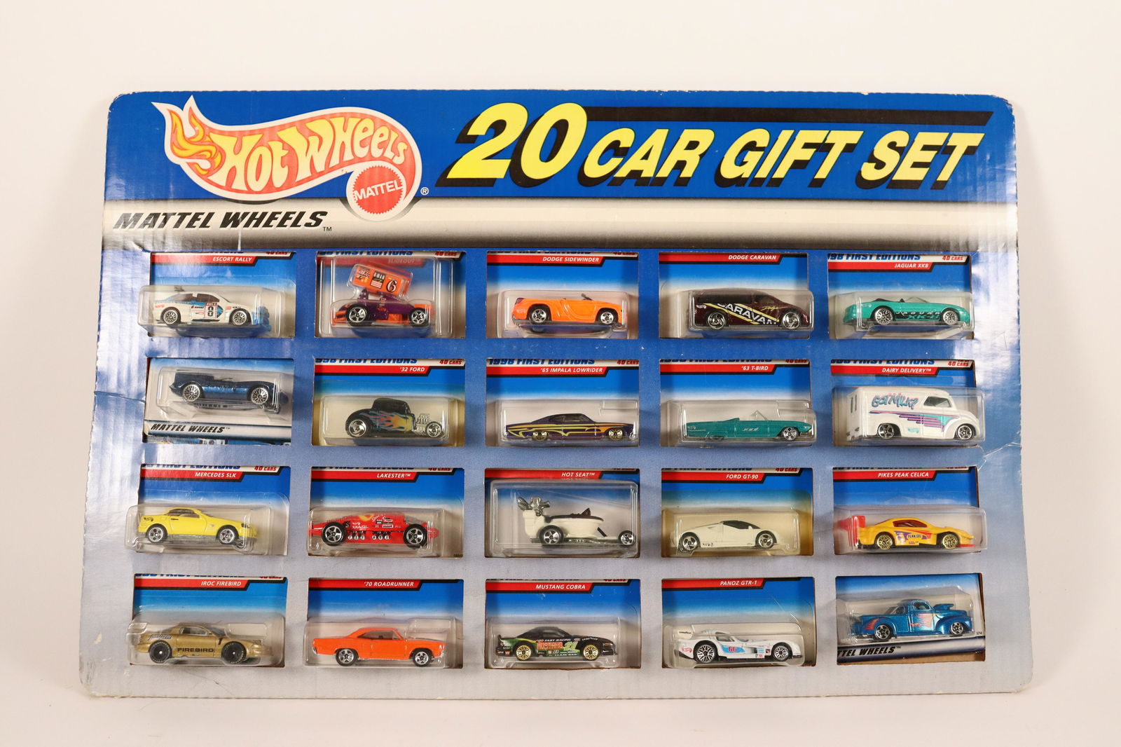 Lots of Hot Wheels: Lots of Hot Wheels in original box.