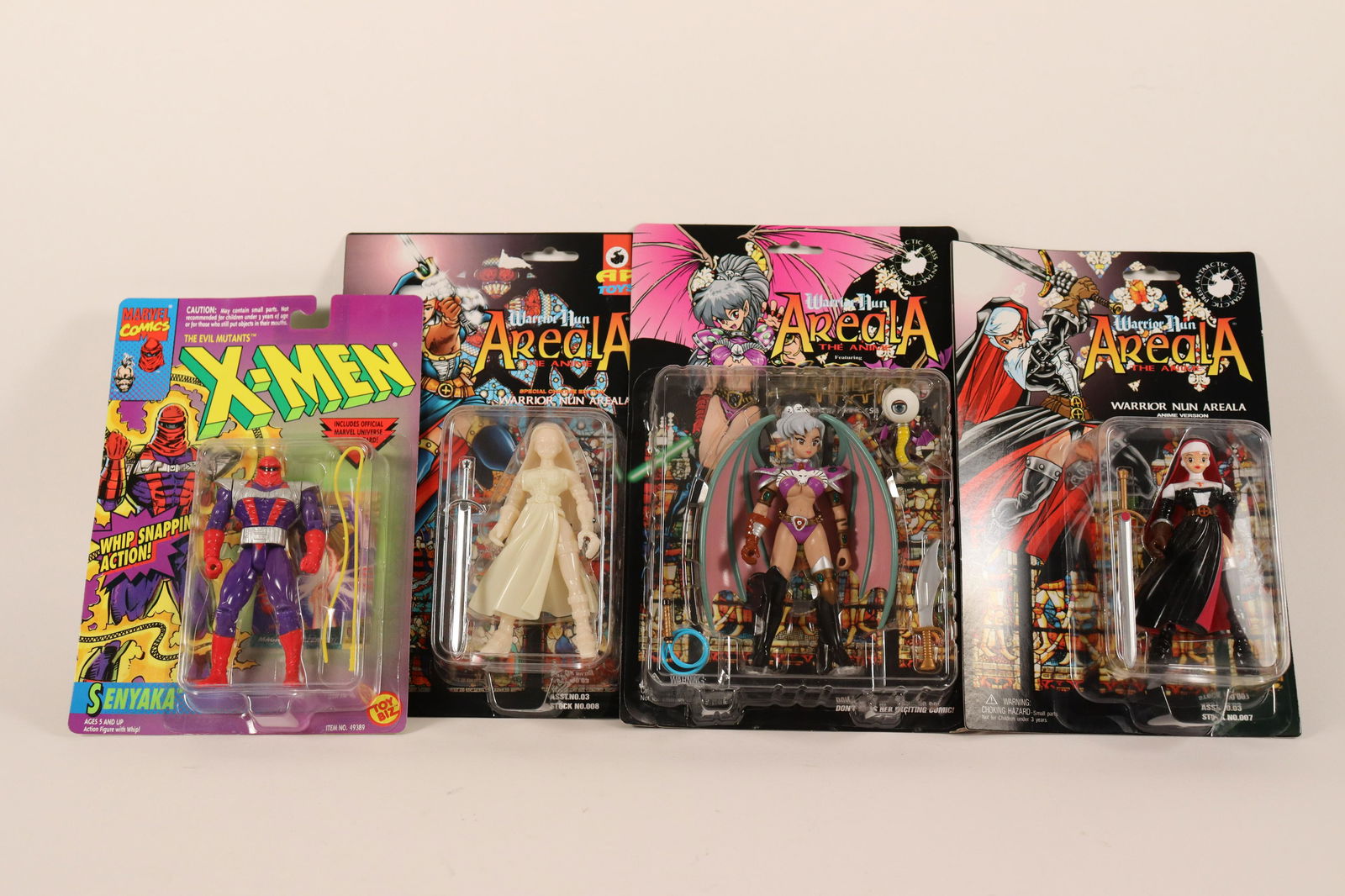 4 pcs vintage action figures (1 of 8)