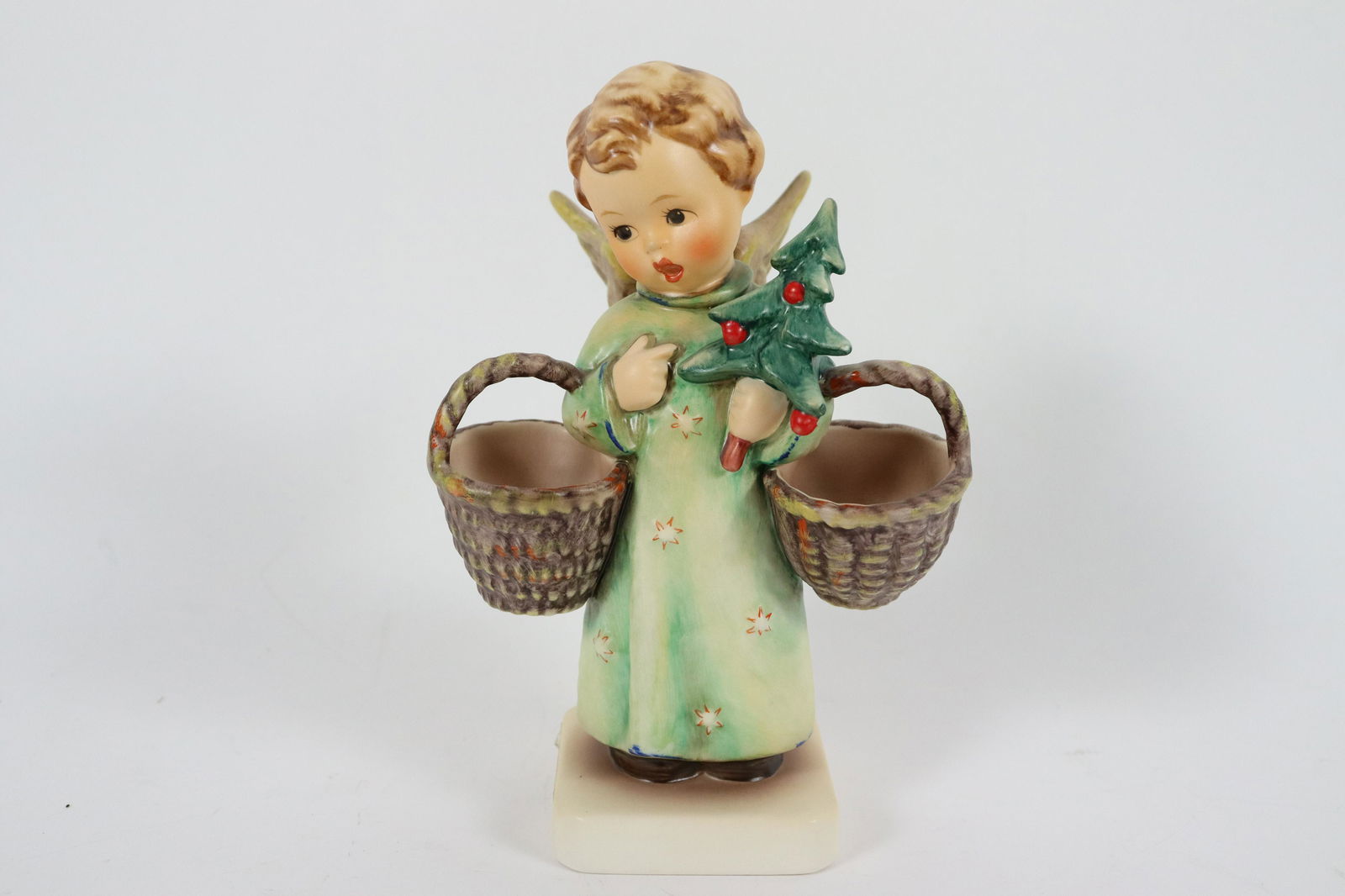 Goebel Hummel angel figurine (1 of 5)