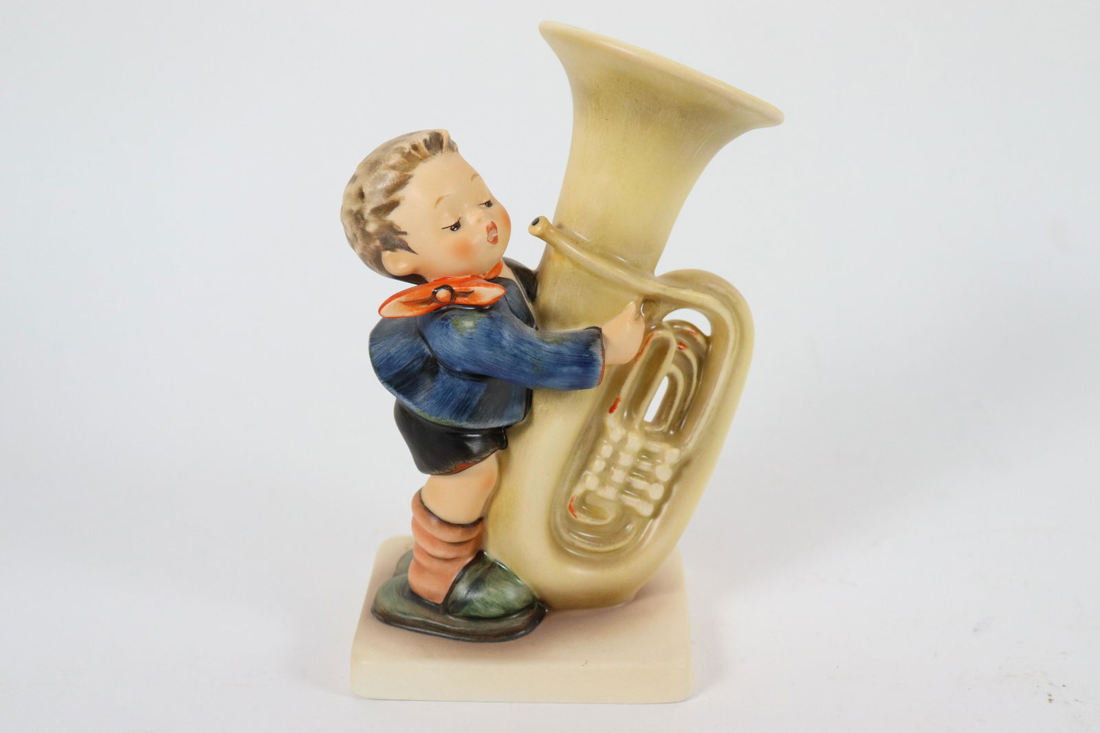 Goebel Hummel figurine (1 of 5)
