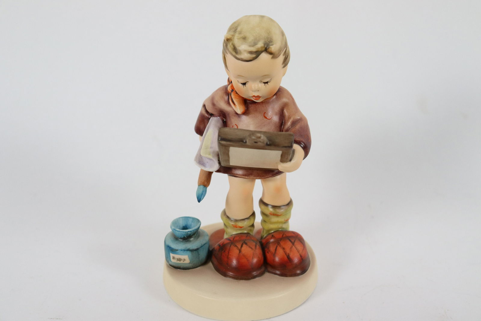 Goebel Hummel figurine (1 of 5)