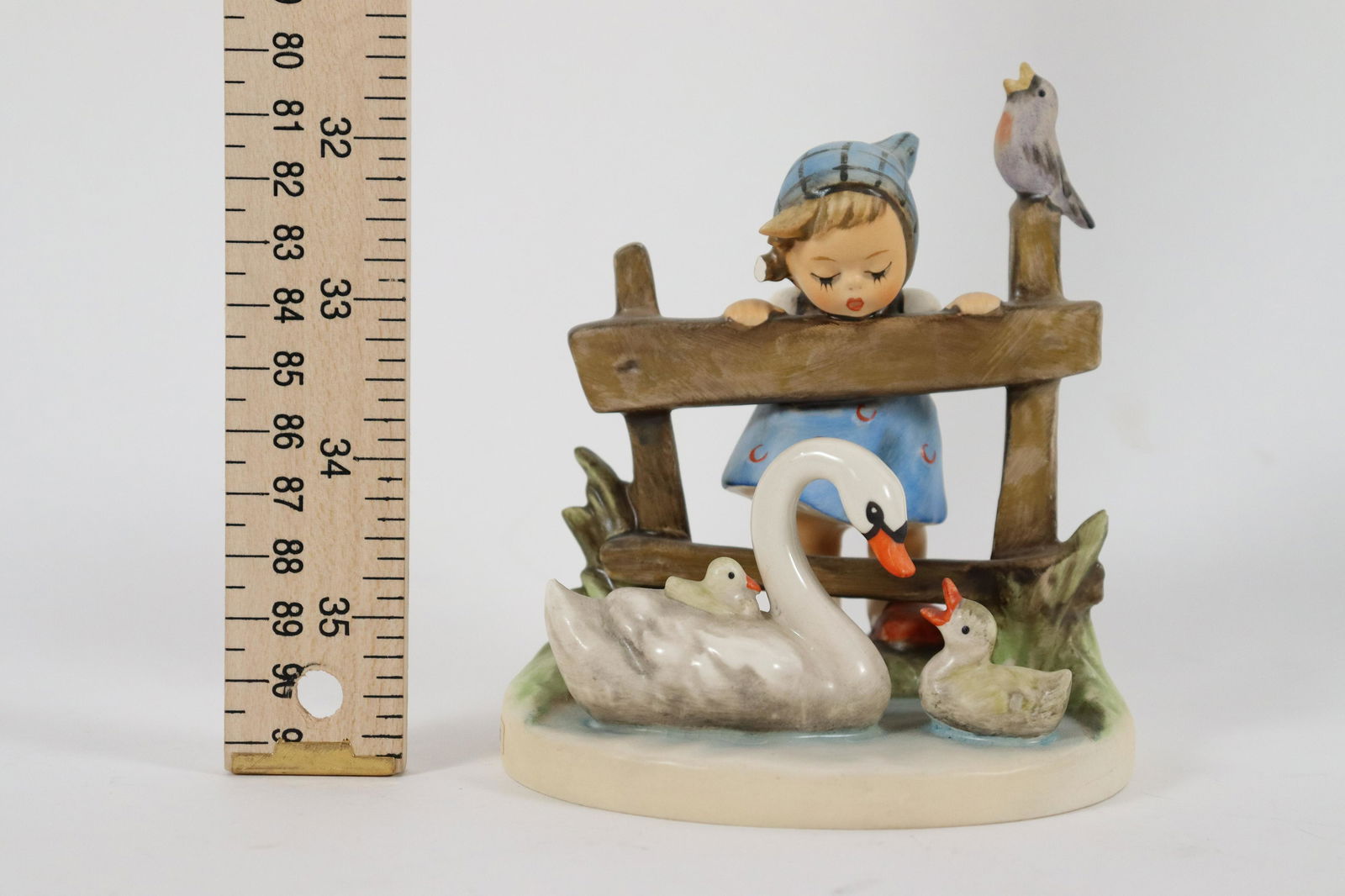 Large Goebel Hummel figure (1 of 5)