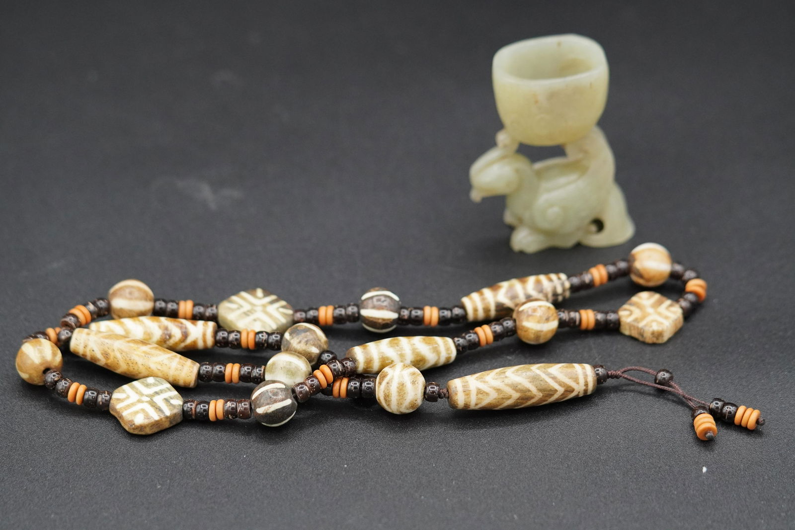 2 pcs Chinese items (1 of 7)