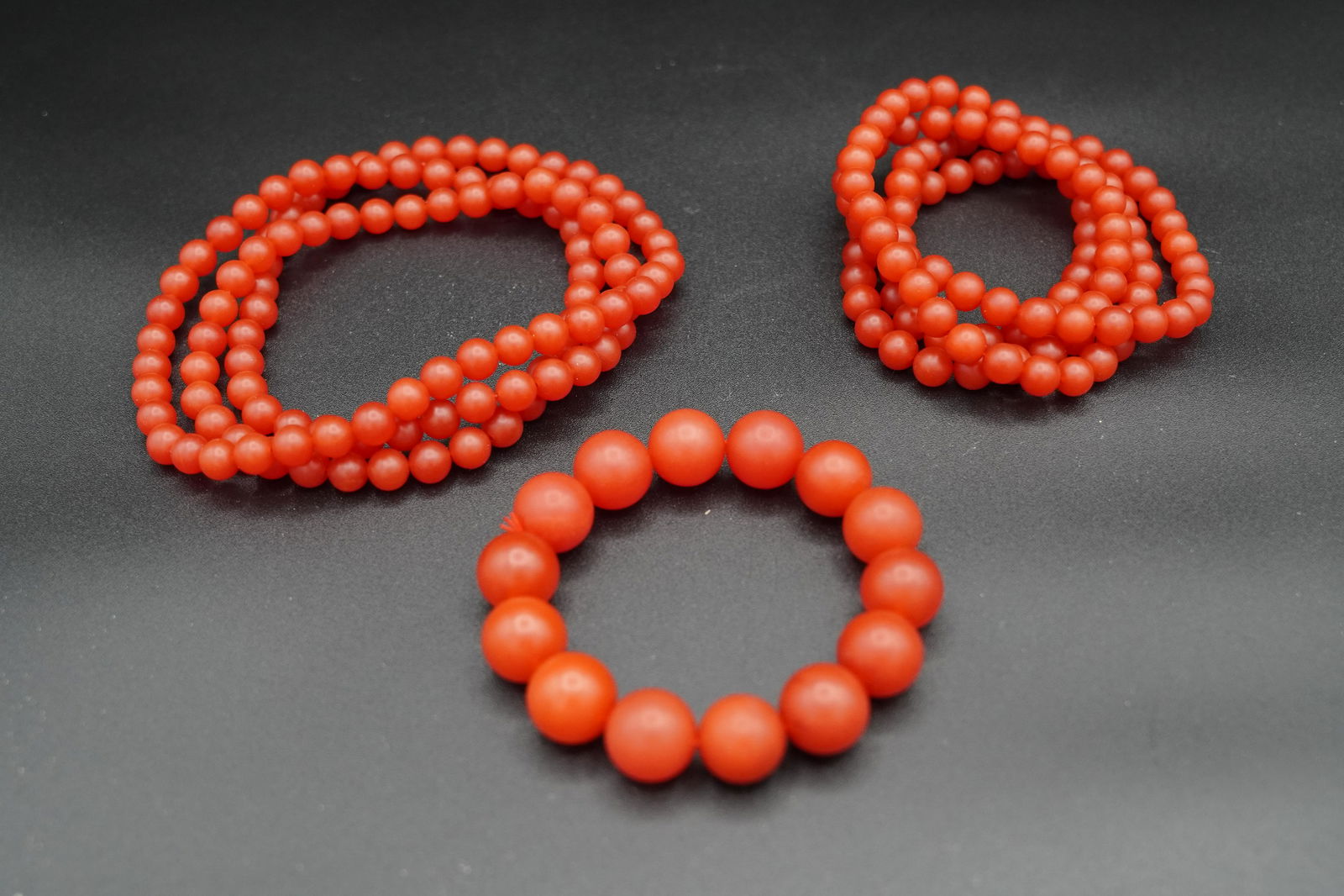 3 pcs Chinese red beads (1 of 7)