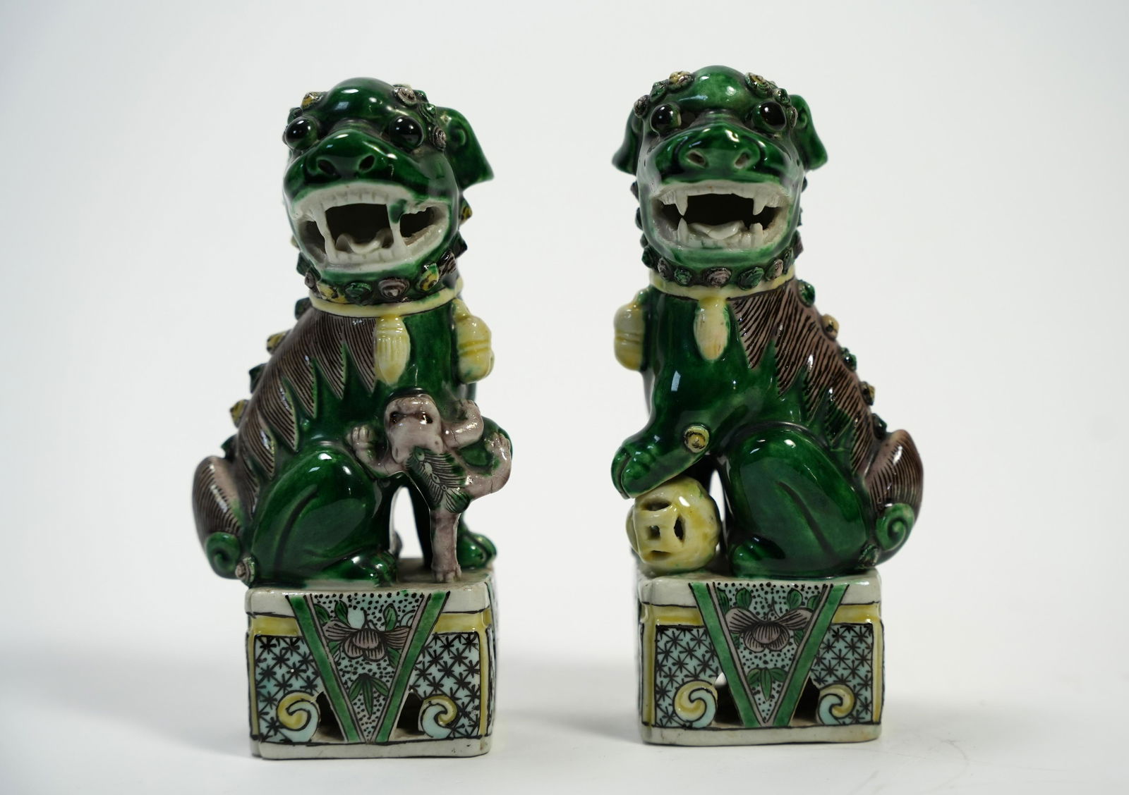 2 pcs Chinese foo lions (1 of 7)