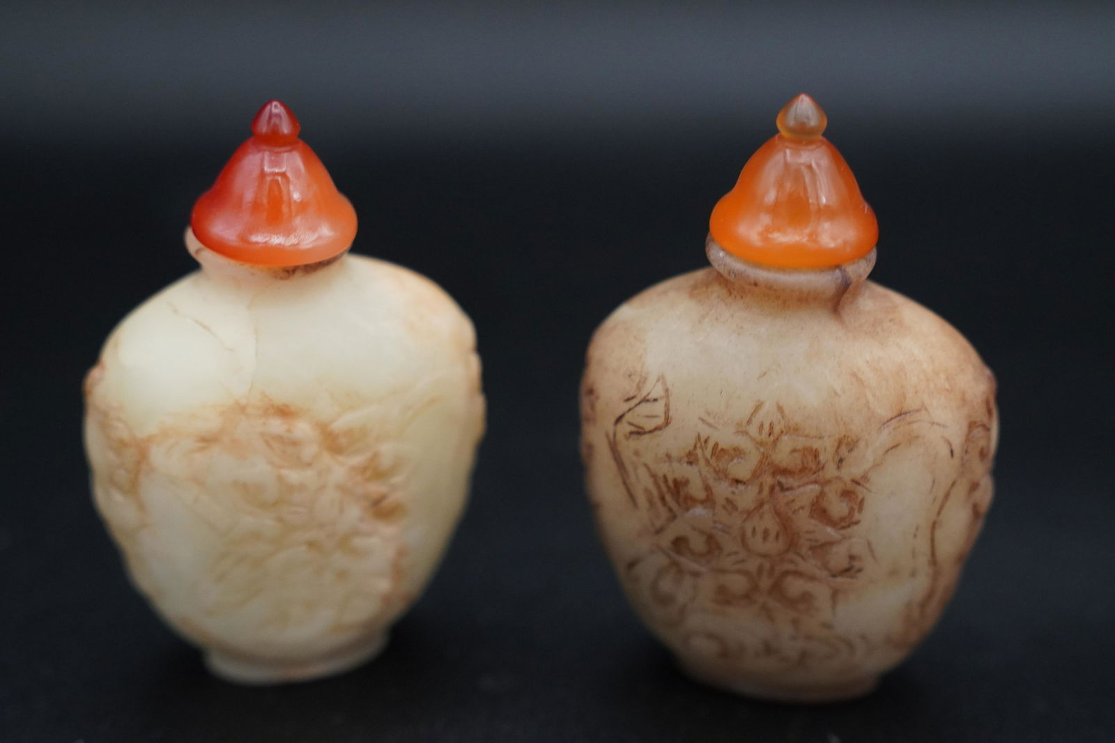 2 pcs Chinese snuff bottles (1 of 6)