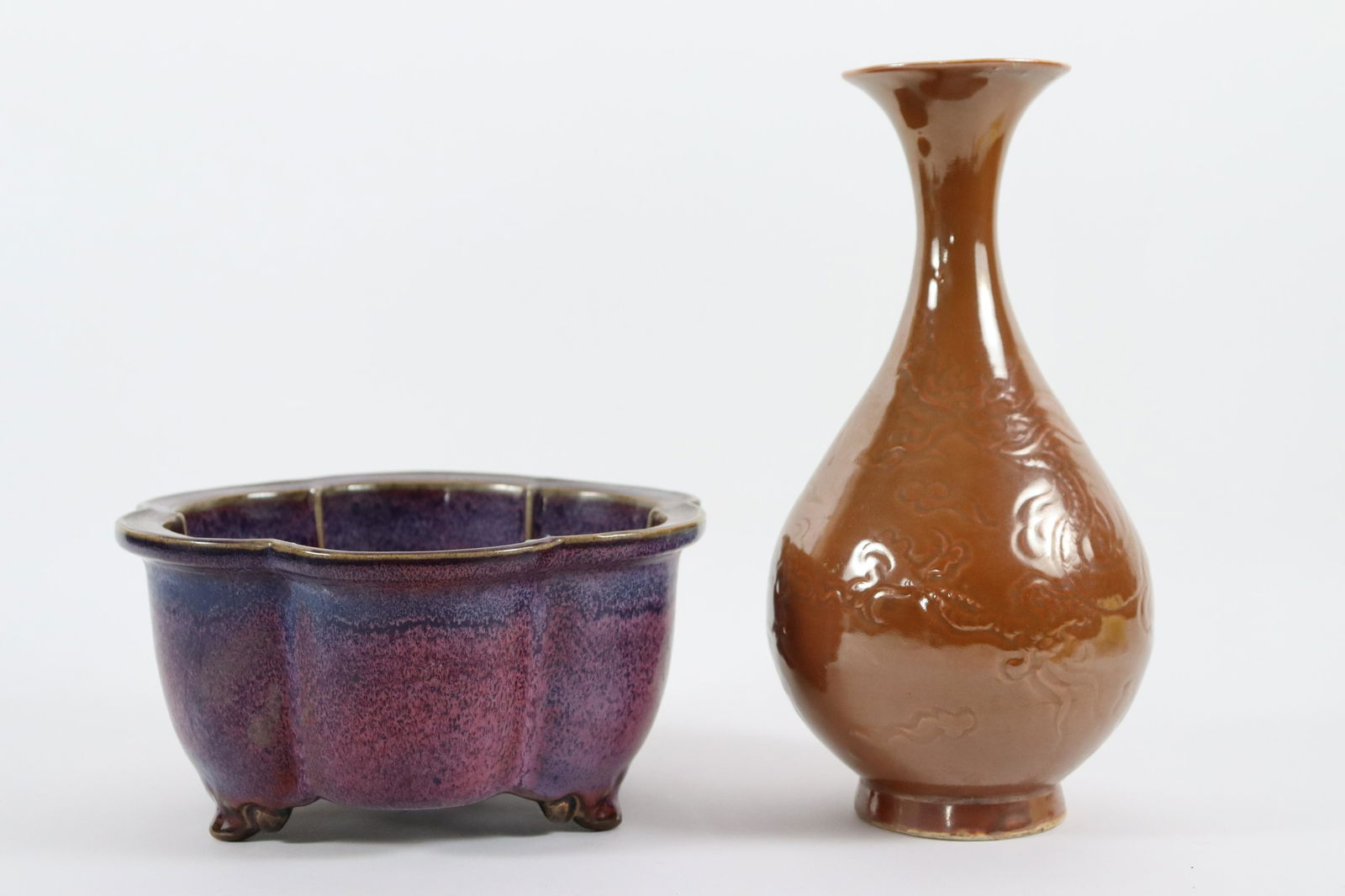 2 pcs Chinese porcelain items (1 of 8)