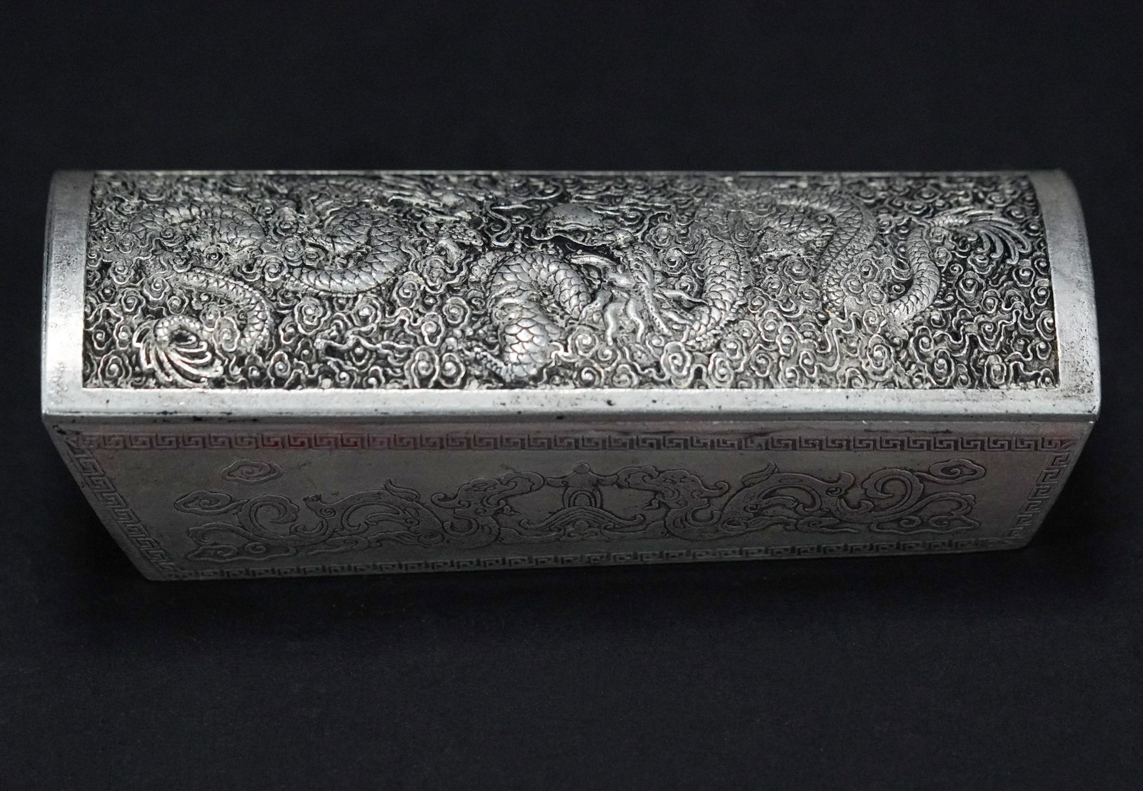 Chinese fine carved box: Chinese fine carved box. H: 5" x W: 2."