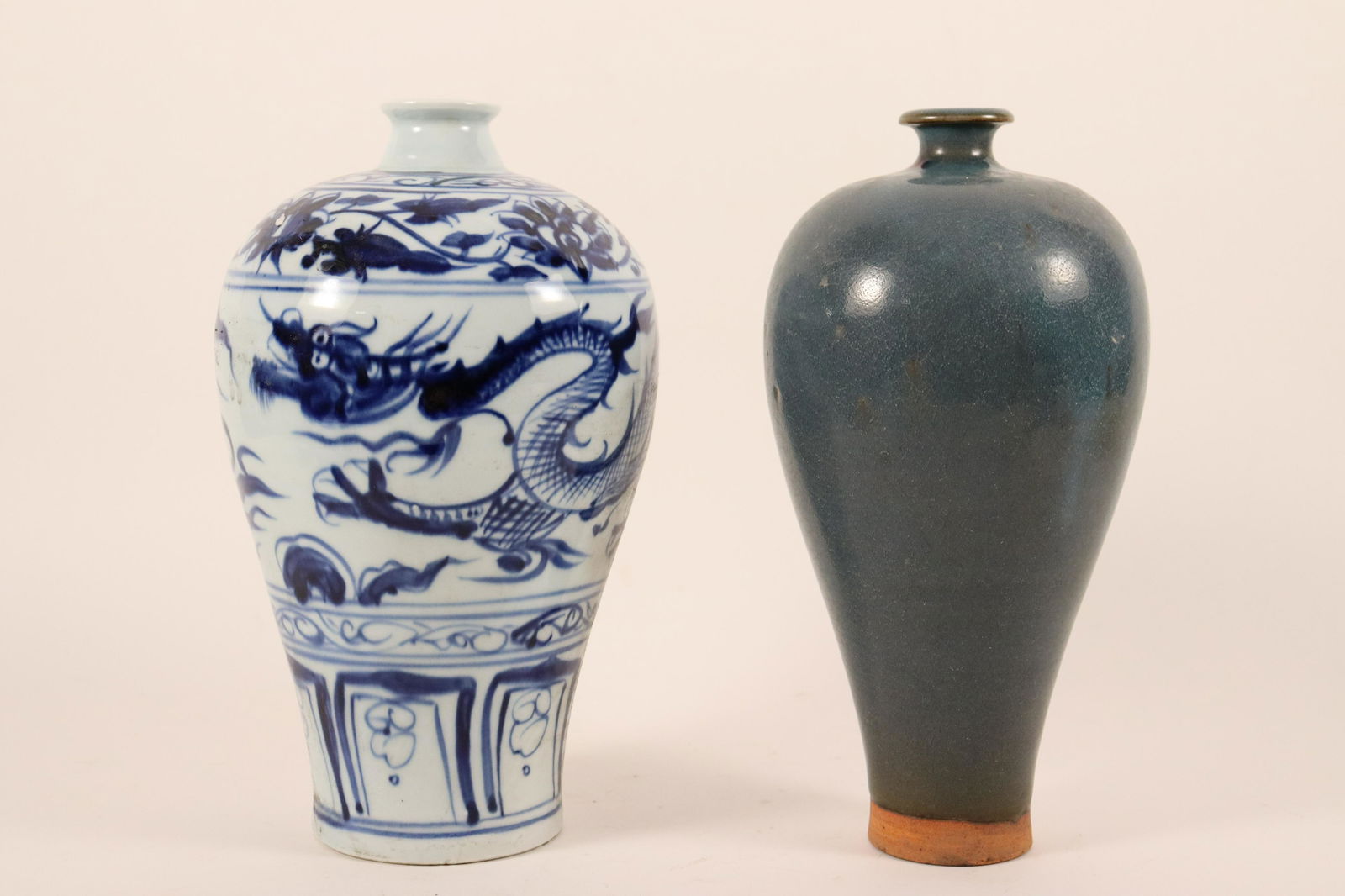 2 pcs Chinese fine vase (1 of 7)