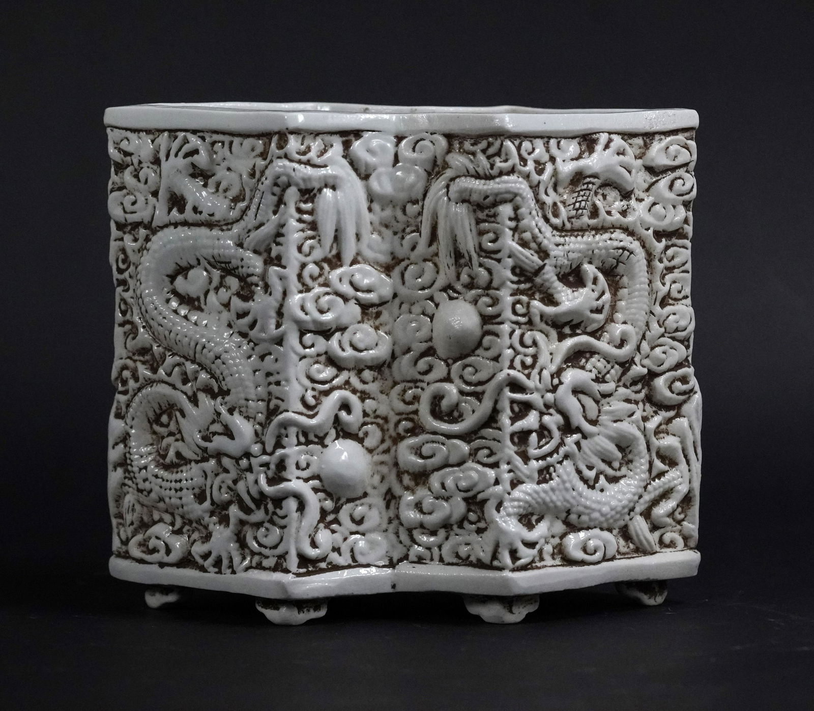 Chinese dragon brush pot (1 of 7)