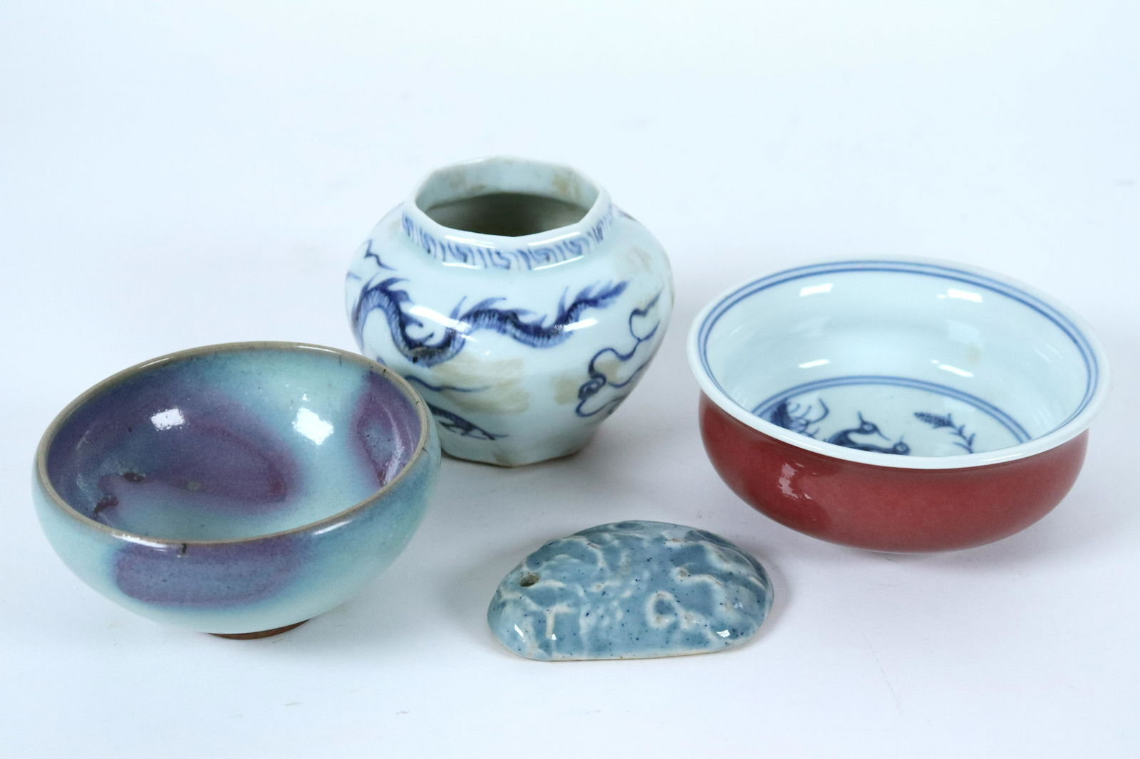 4 pcs Chinese porcelain items (1 of 6)