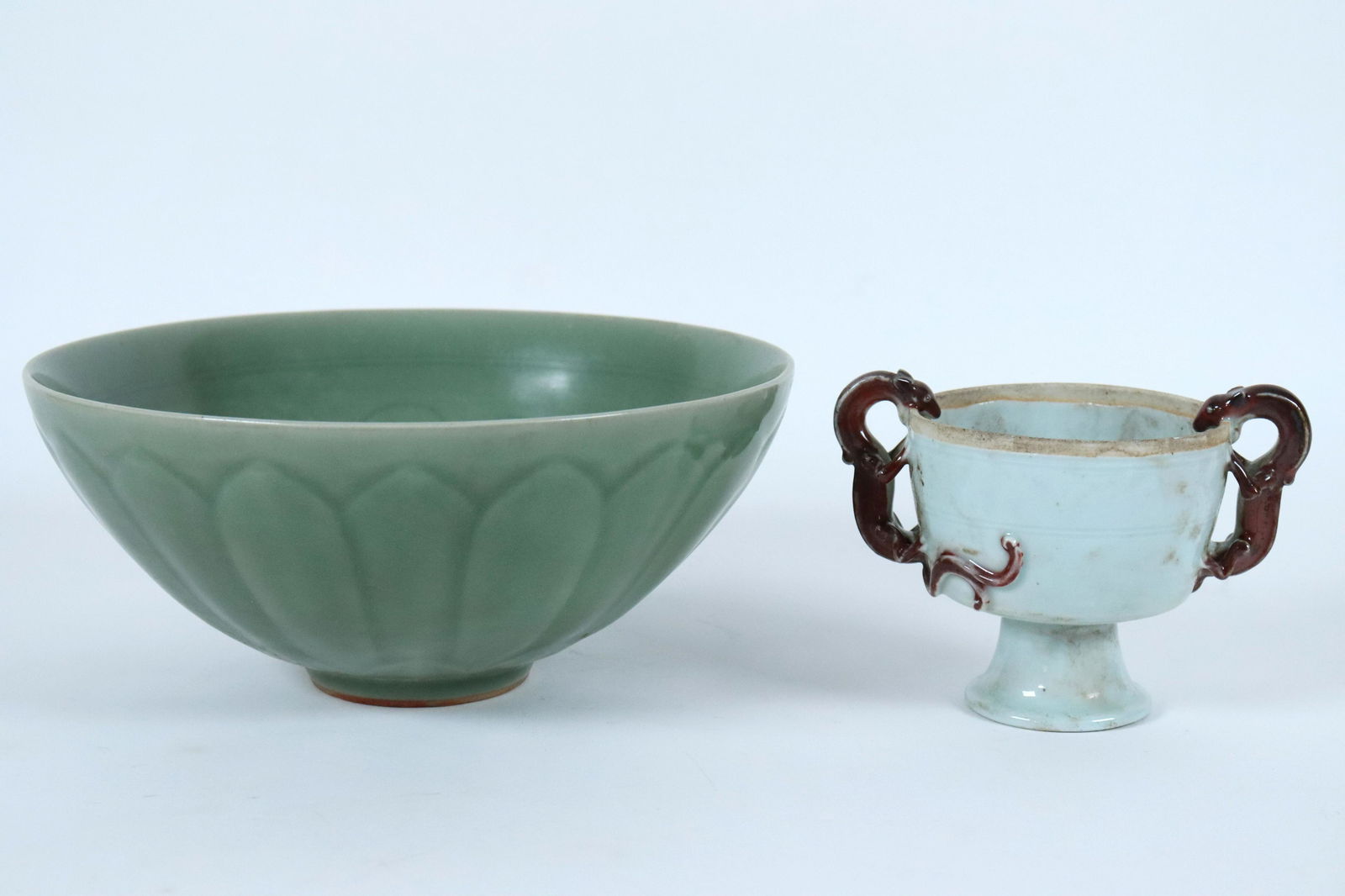 2 pcs Chinese porcelain items (1 of 7)