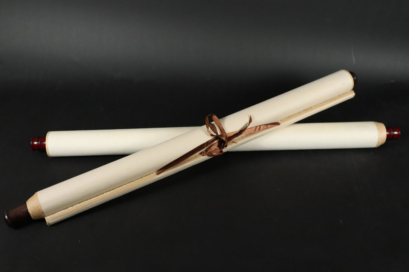 2 pcs Chinese scrolls (1 of 7)