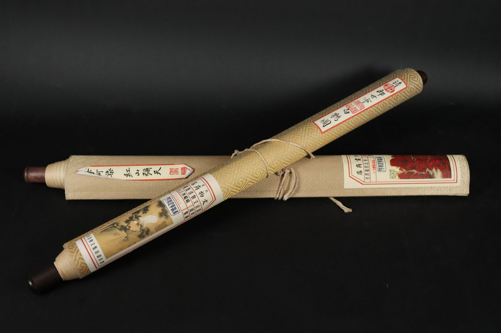 2 pcs Chinese long scroll (1 of 7)