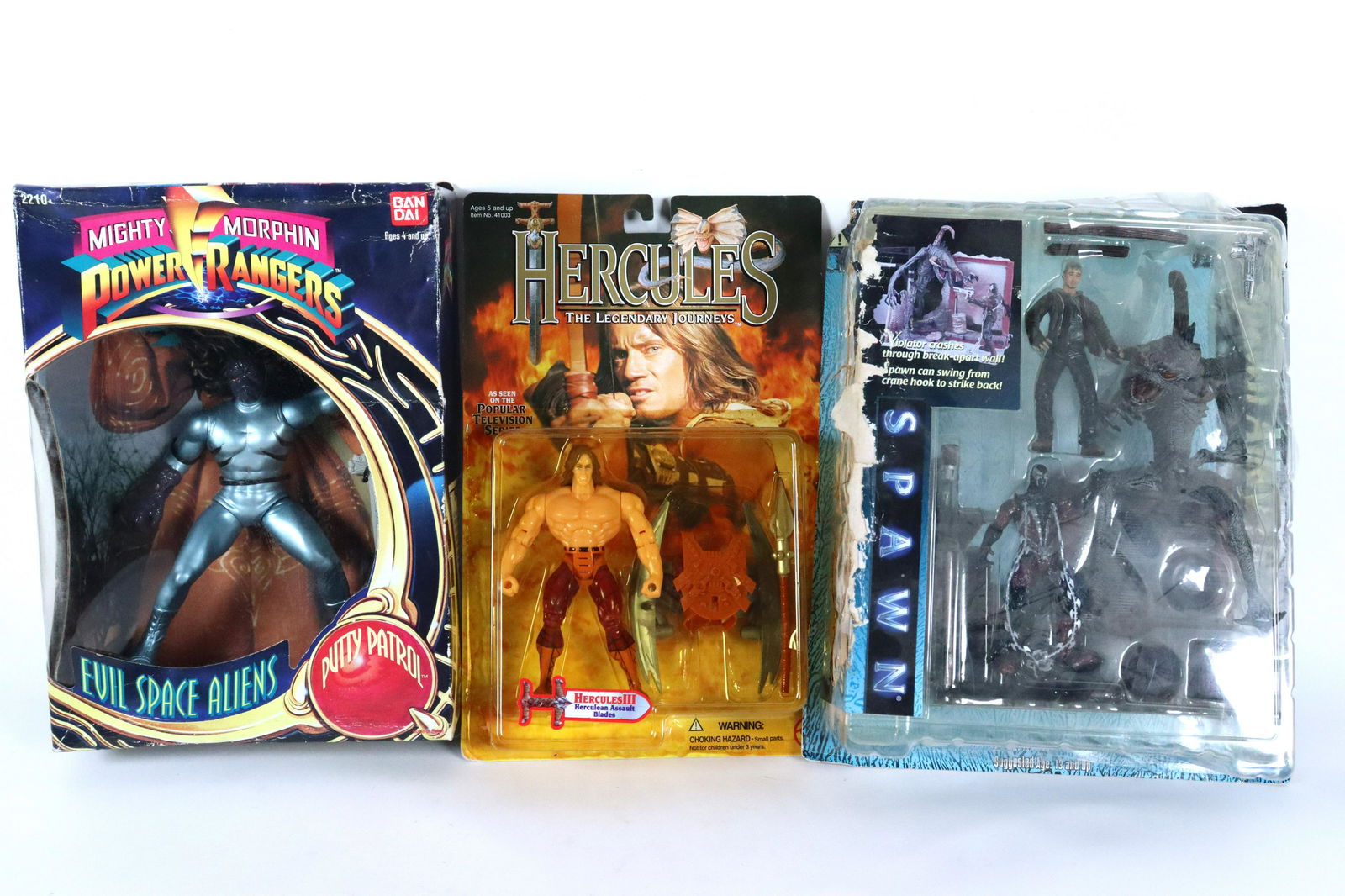 3 pcs action figures (1 of 6)