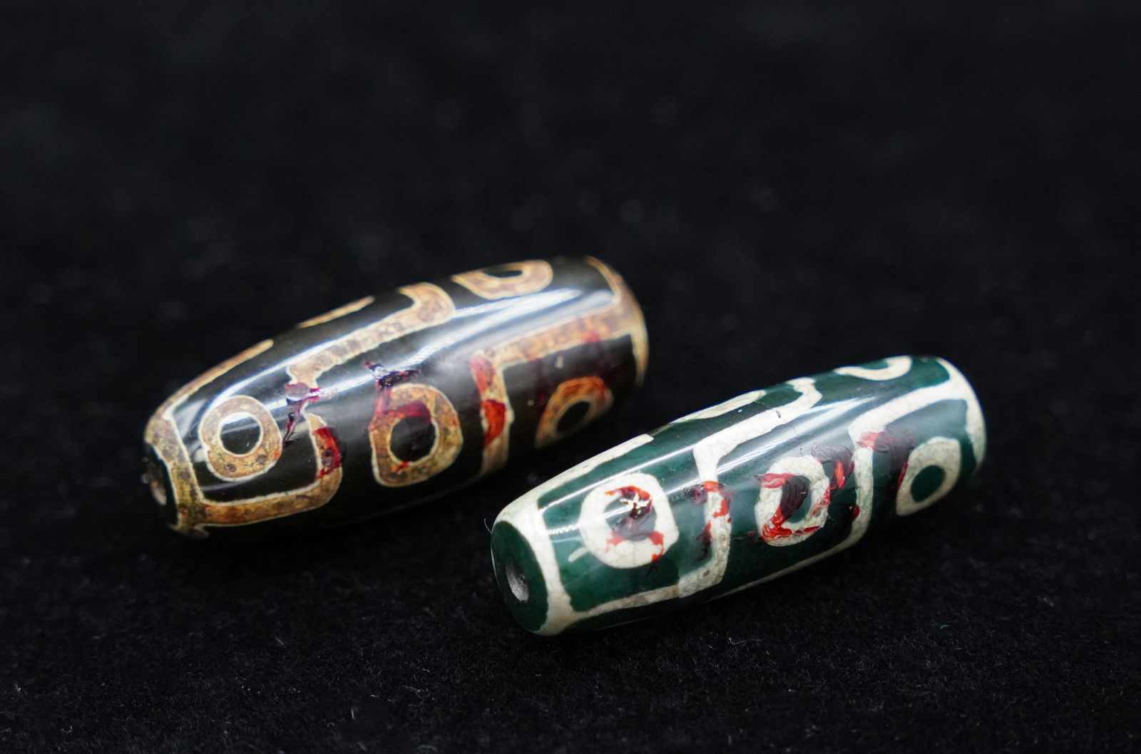 2 pcs Tibetan fine dzi bead (1 of 7)