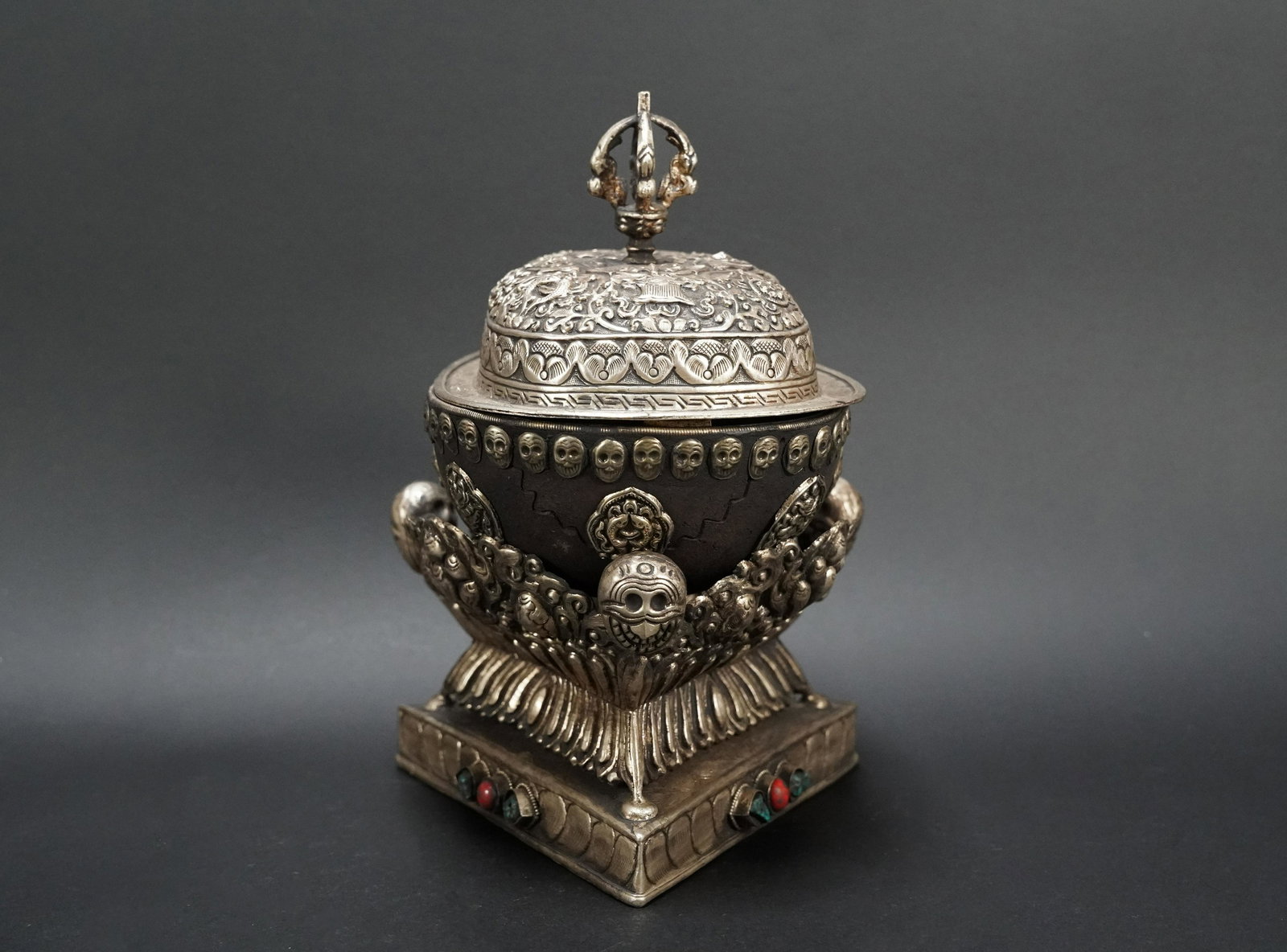 Tibetan fine praying tools (1 of 8)