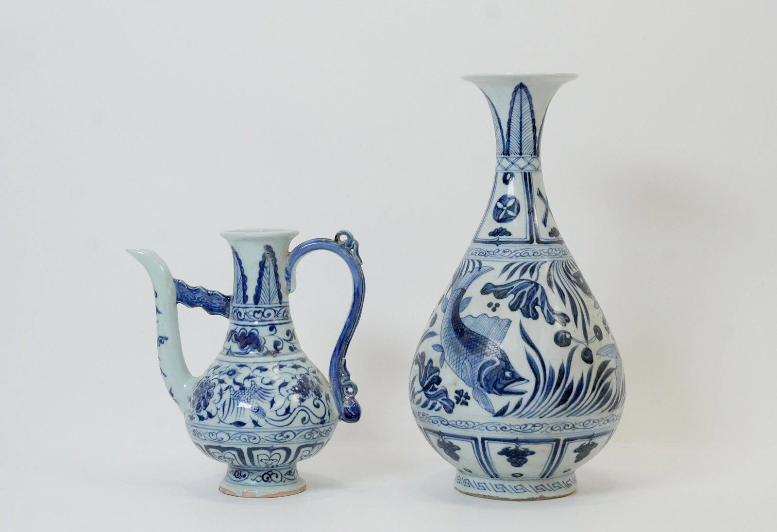 2 pcs Chinese b/w items (1 of 8)