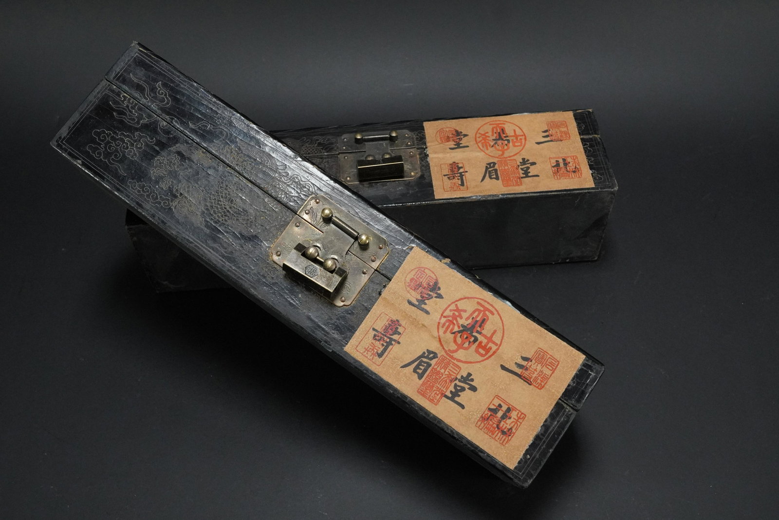 2 pcs Chinese scroll (1 of 6)
