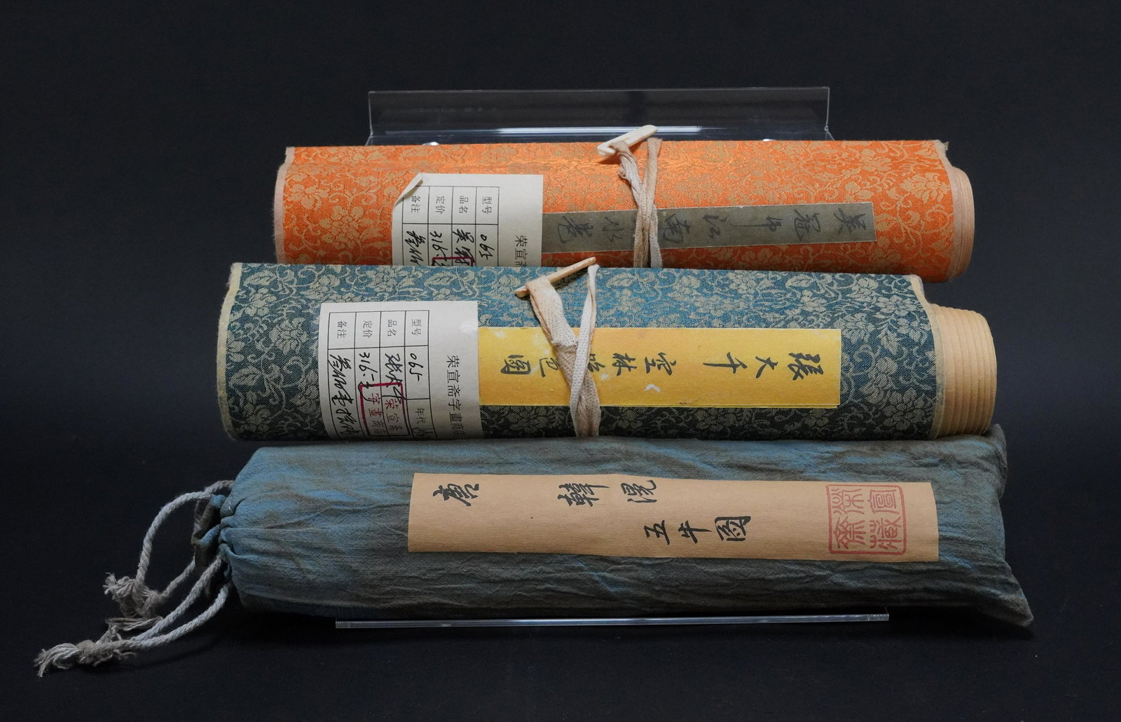 3 pcs Chinese scroll (1 of 7)