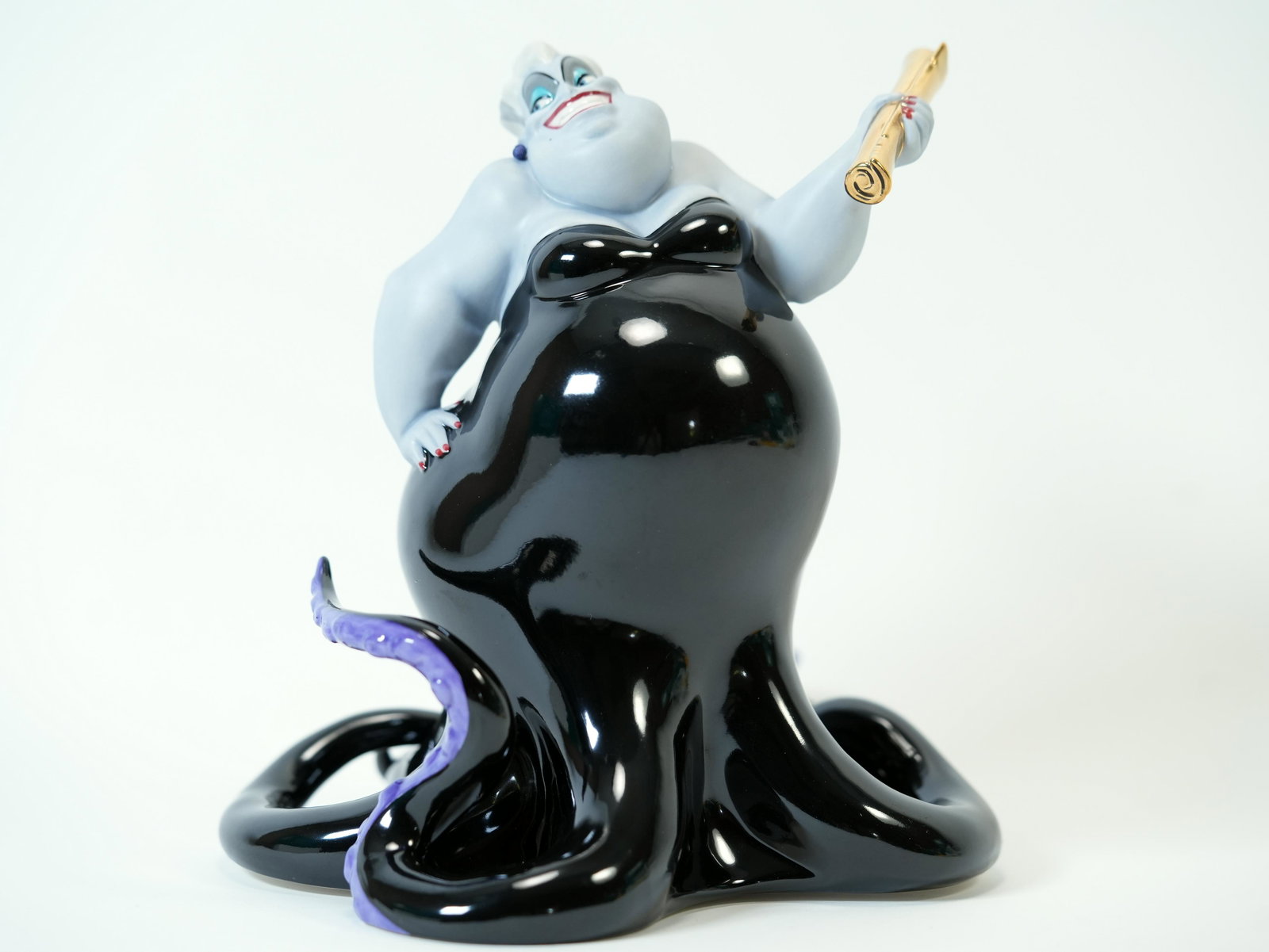 WDCC Ursula fine figure (1 of 7)