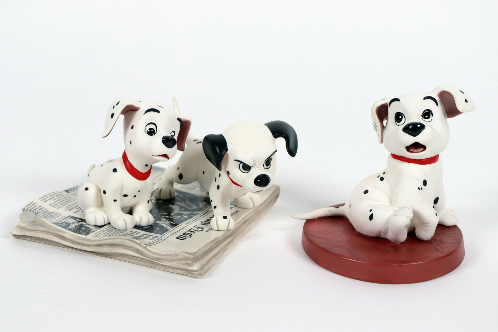 2 pcs WDCC fine figures (1 of 8)