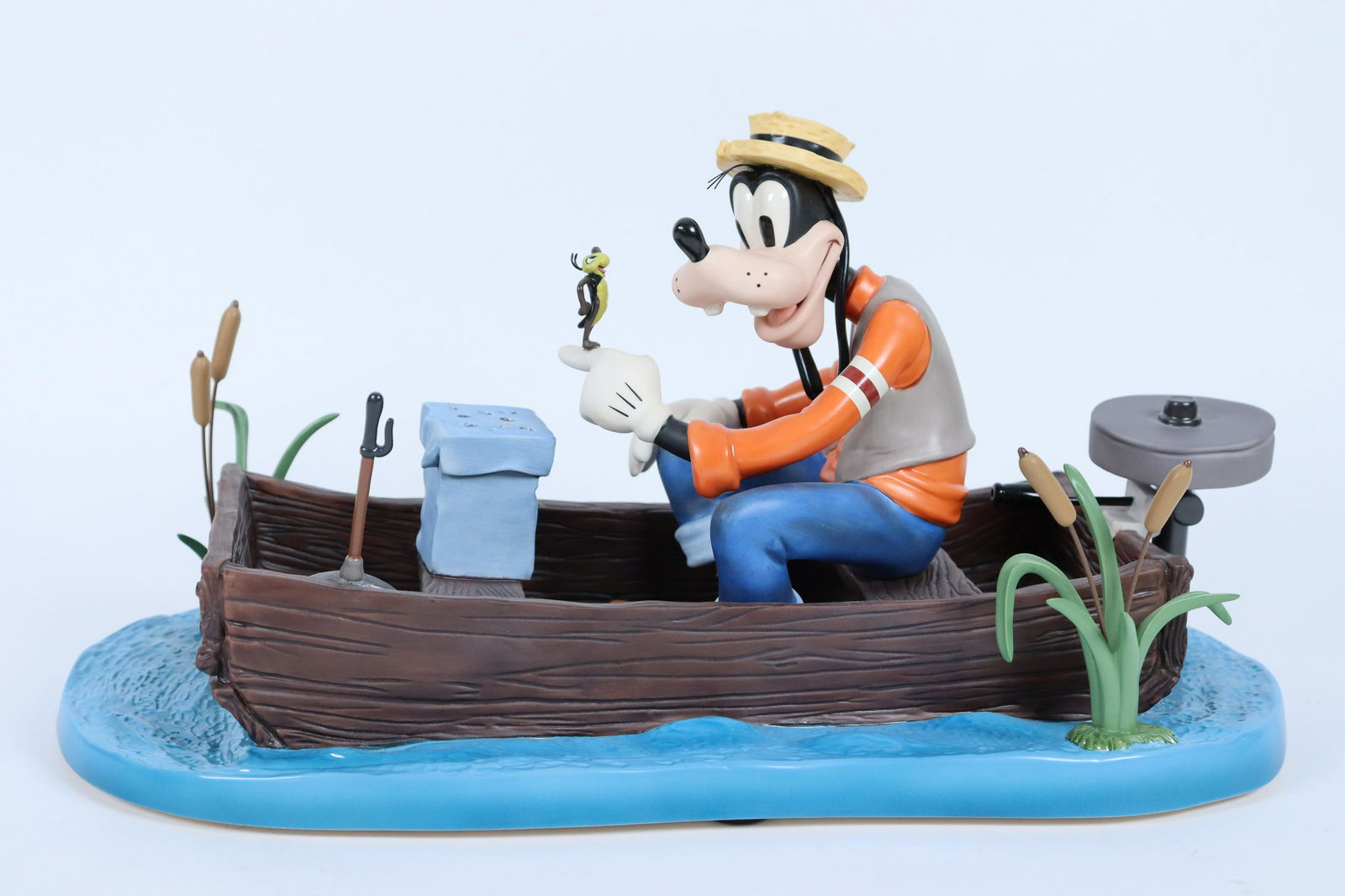 WDCC rare Goofy figure (1 of 7)