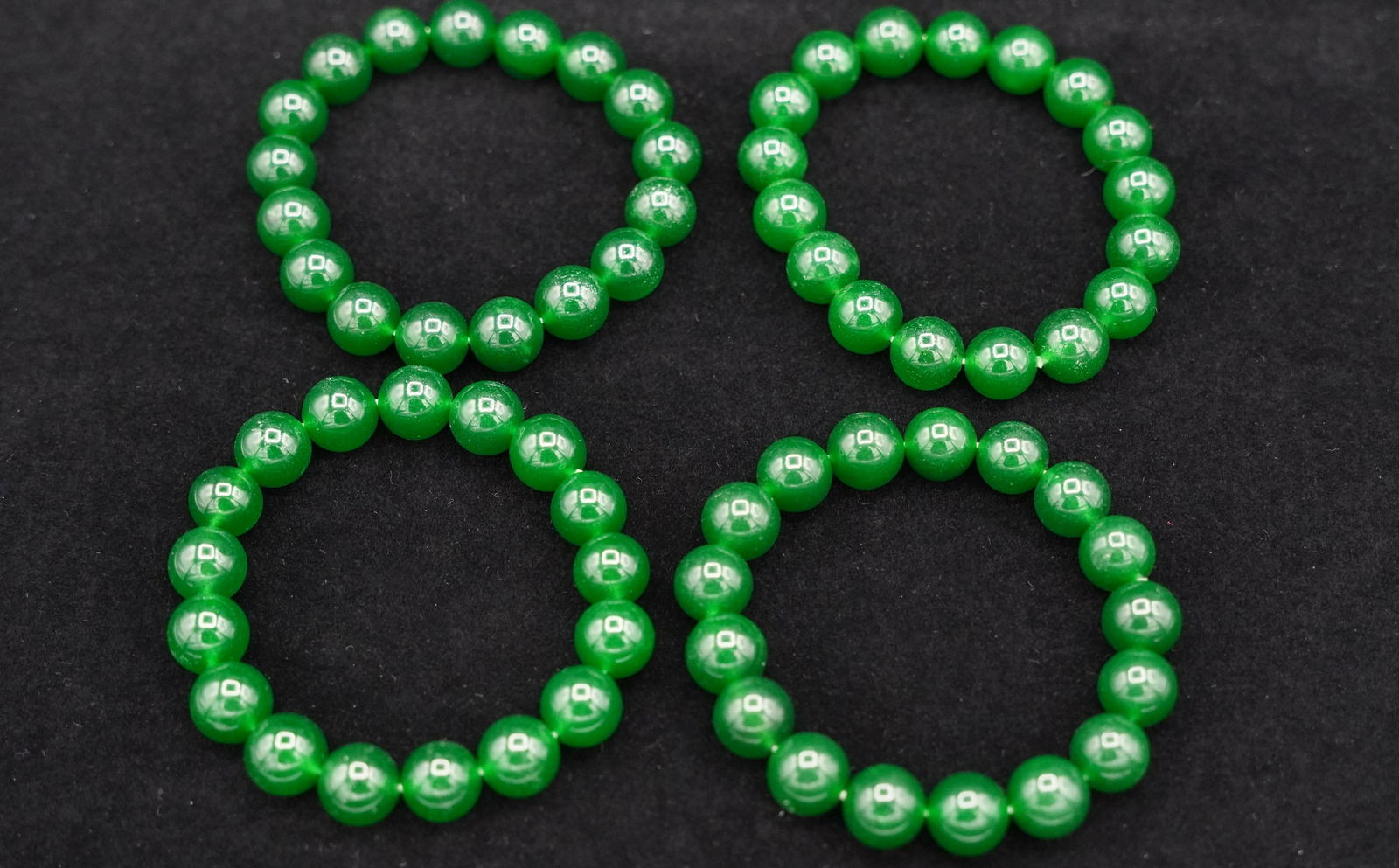 4 pcs Chinese stone bracelet (1 of 6)