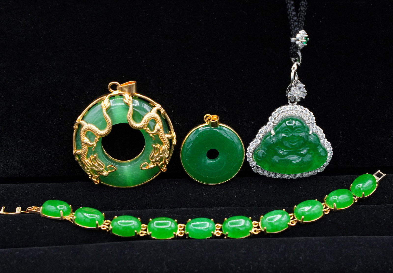 4 pcs Chinese stone items (1 of 6)