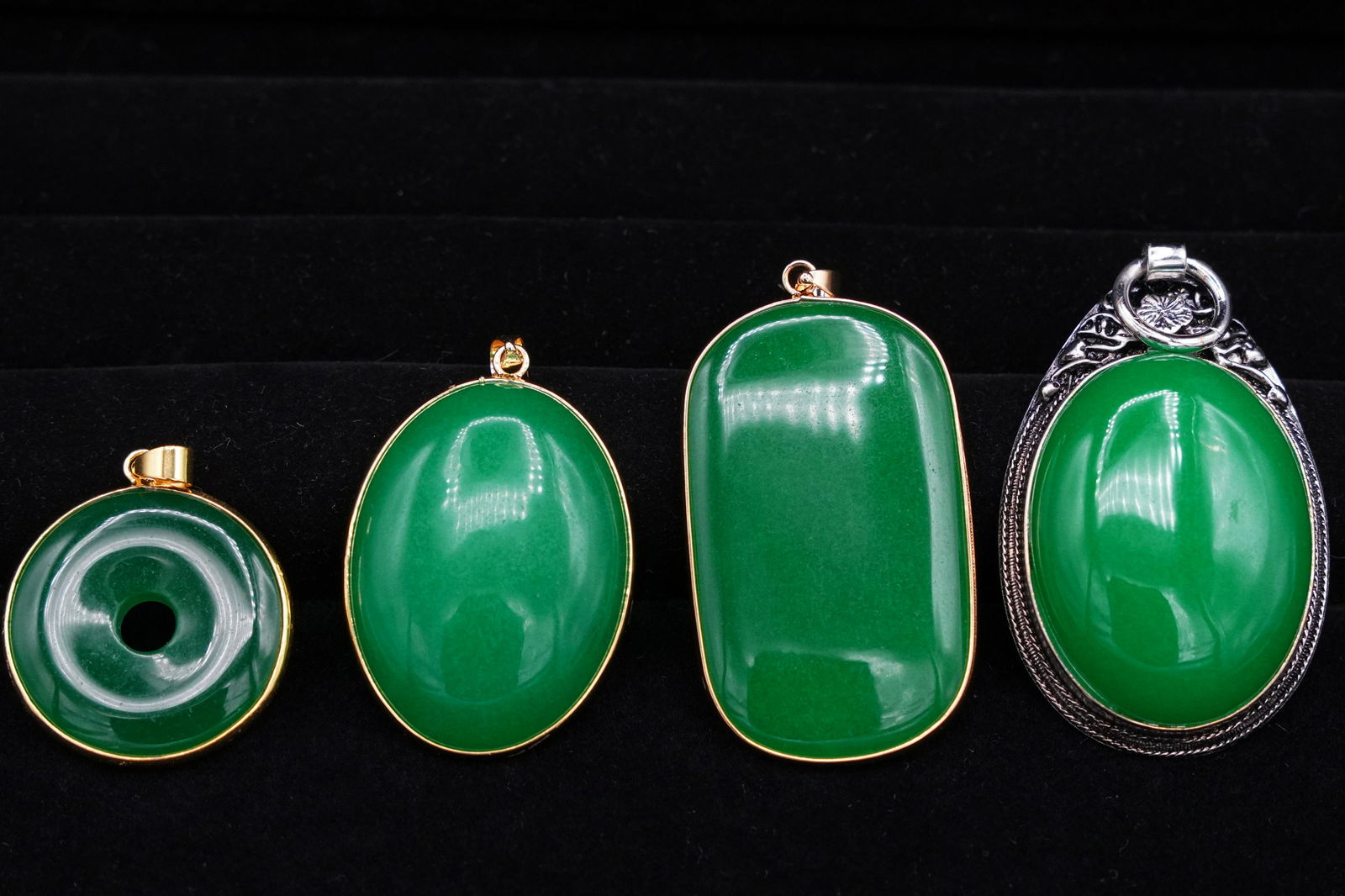 4 pcs Chinese stone items (1 of 7)