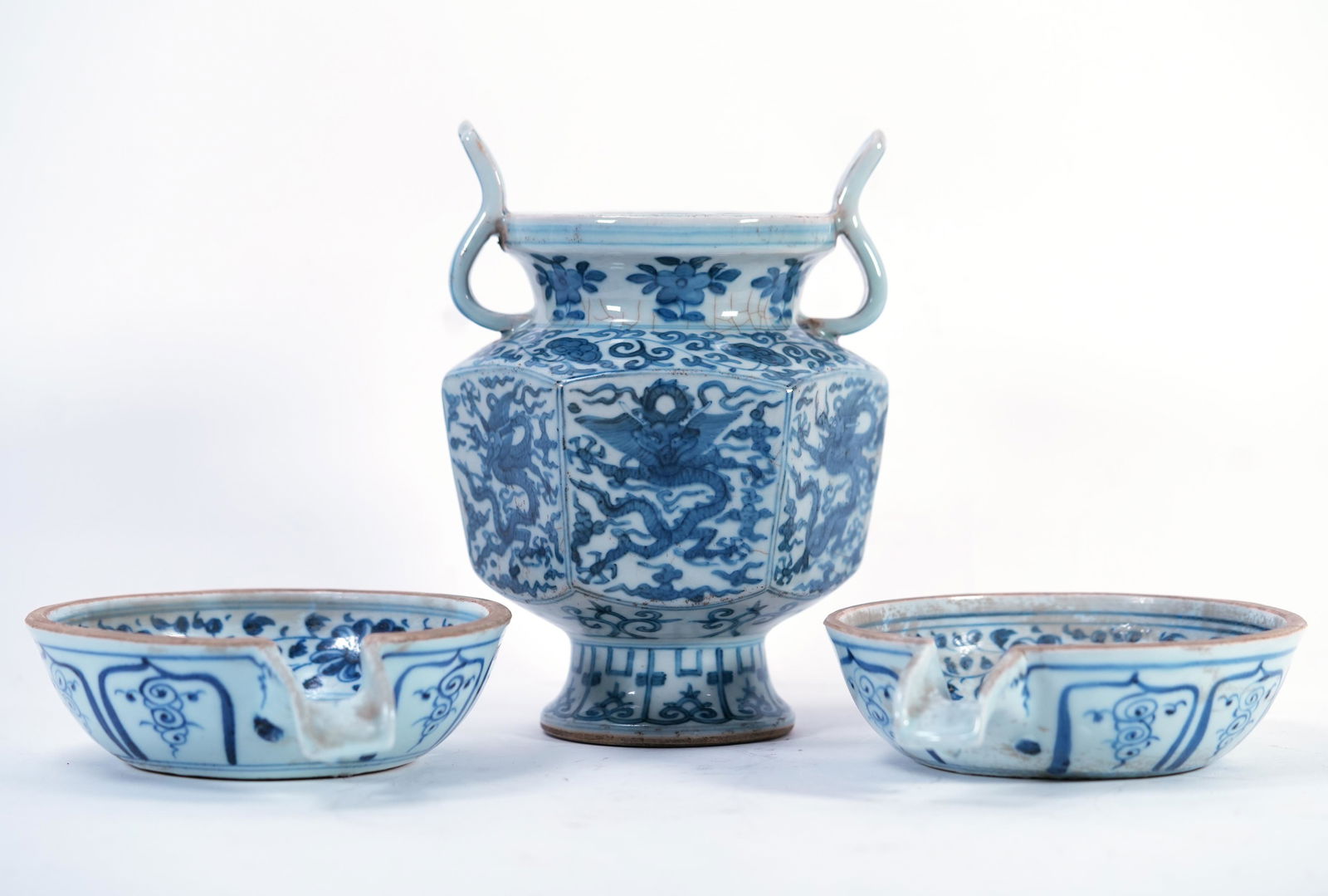 3 pcs Chinese b/w items (1 of 5)