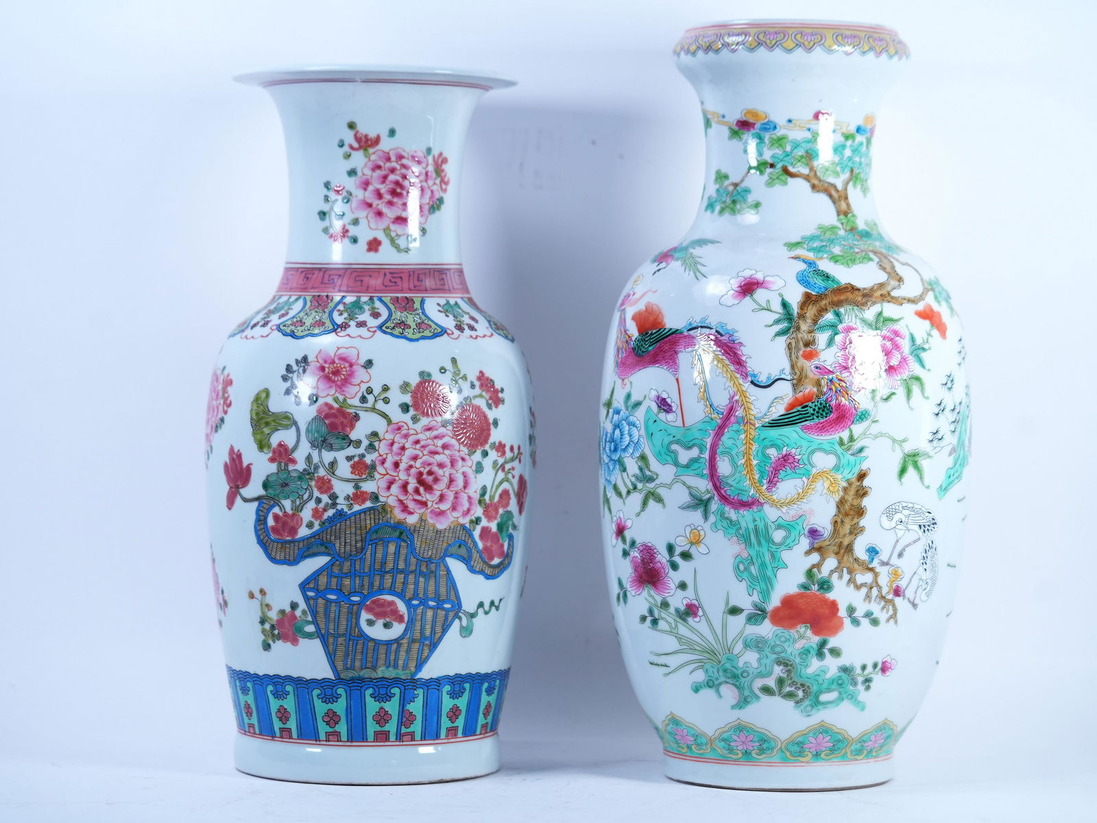 Lots of Chinese b/w items (1 of 7)