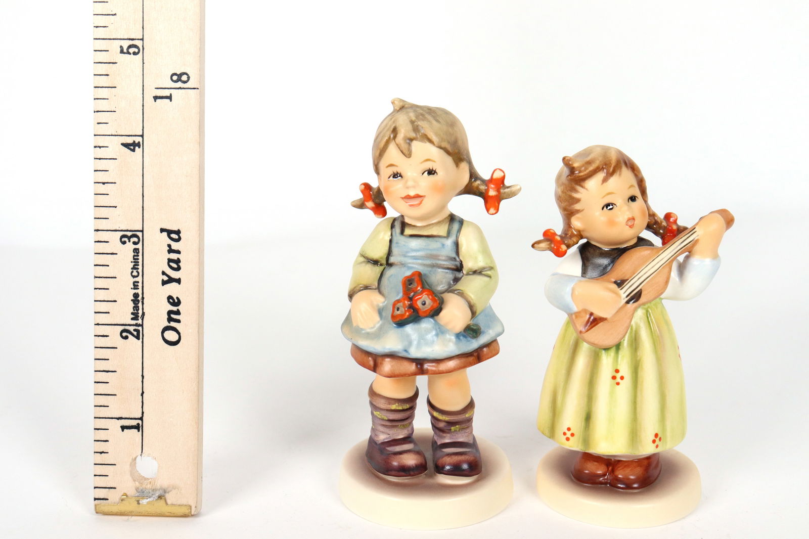 2 pcs Goebel Hummel figures (1 of 5)