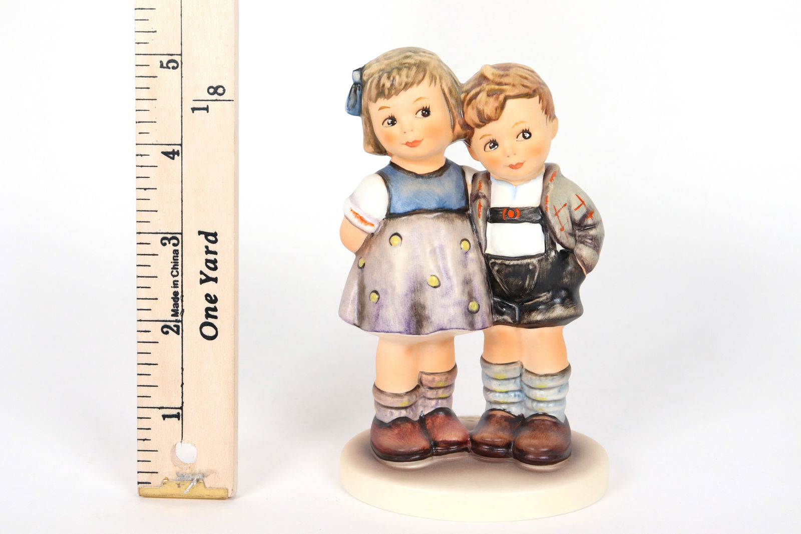 Goebel Hummel fine figure (1 of 5)