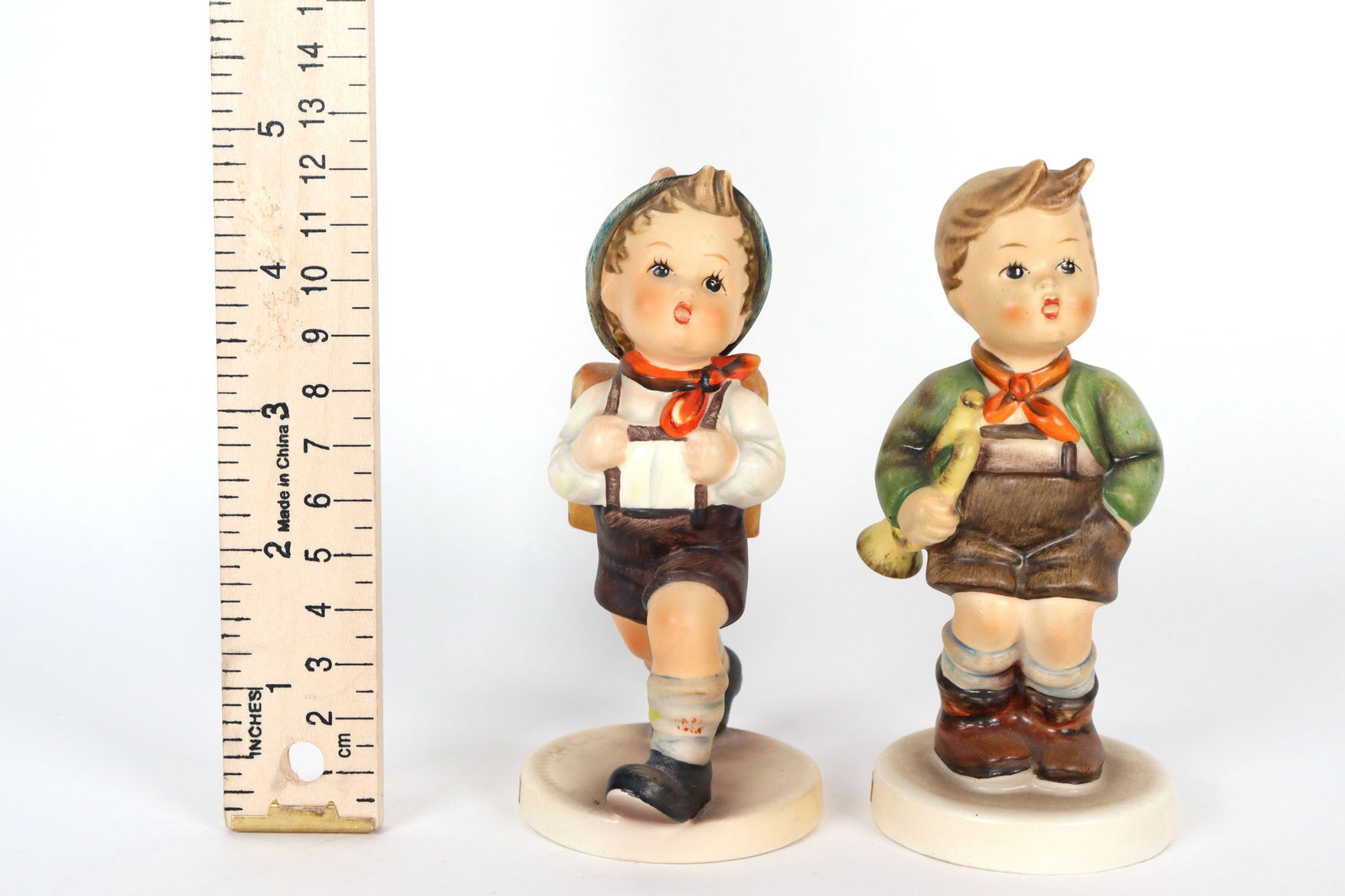 2 pcs Goebel Hummel figures (1 of 5)