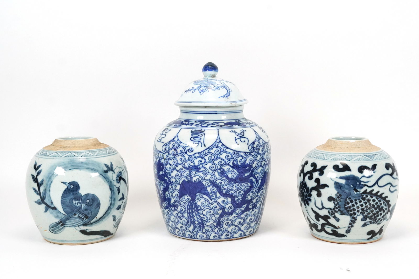 3 pcs Chinese b/w items (1 of 9)