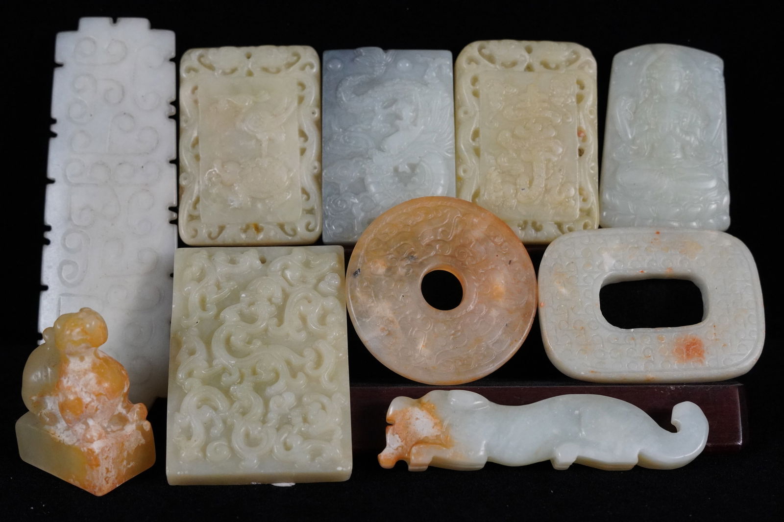 10 pcs Chinese jade items (1 of 7)