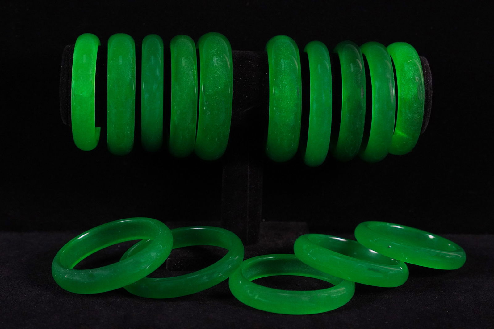 15 pcs Chinese bangles (1 of 7)