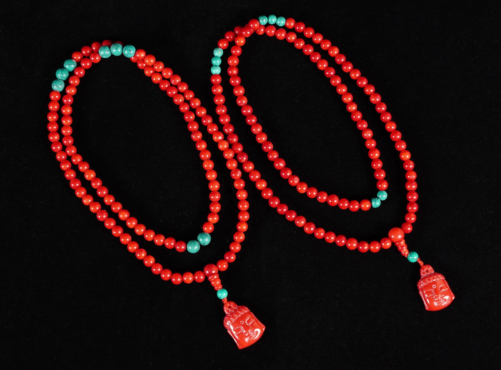 2 pcs Chinese beaded necklace (1 of 7)