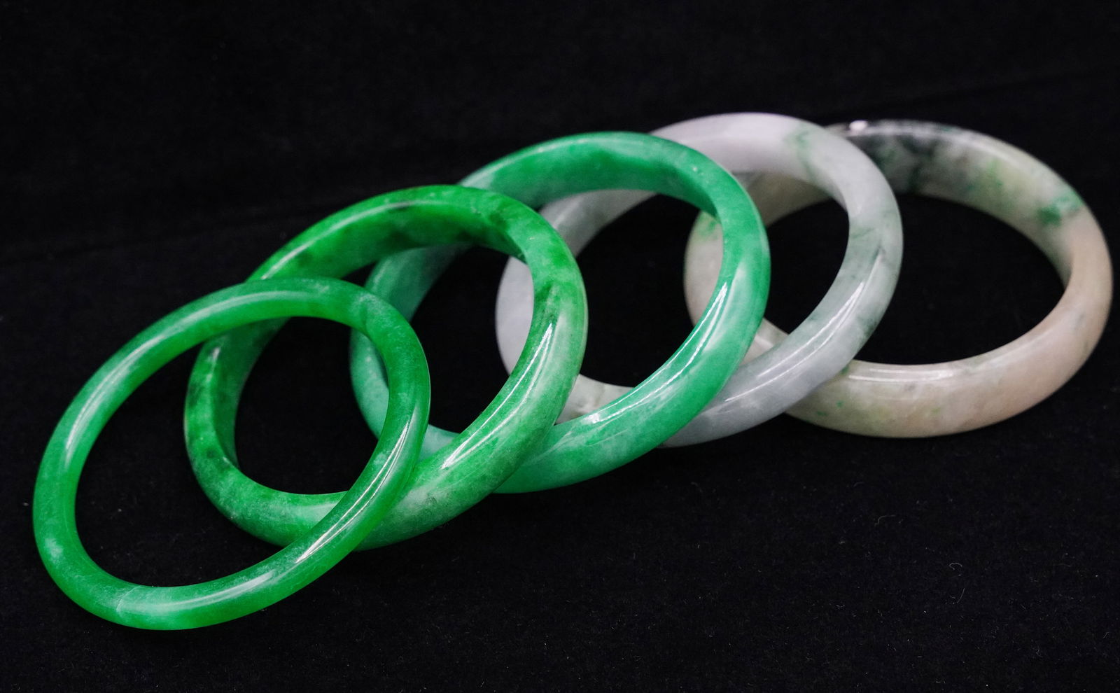 5 pcs Chinese fine jadeite (1 of 6)