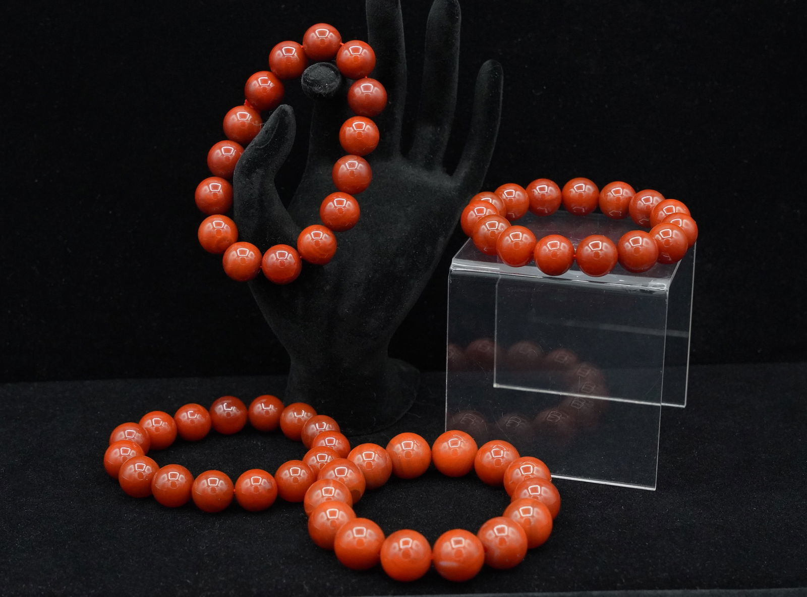 4 pcs Chinese beaded bracelet (1 of 7)