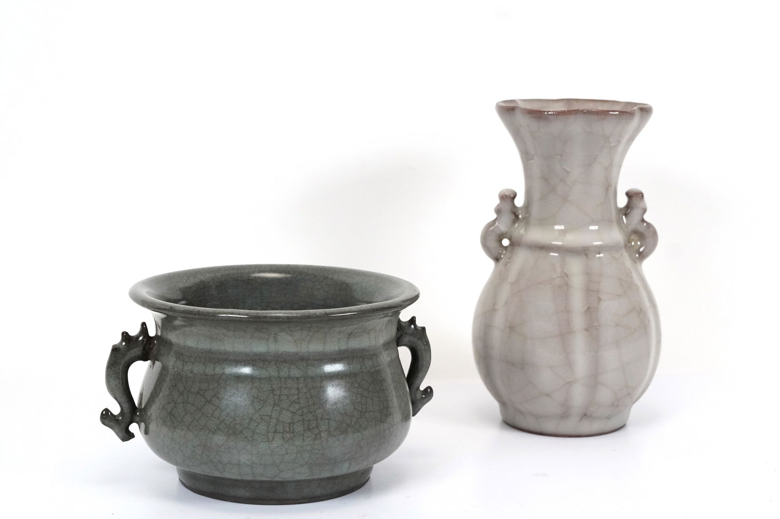 2 pcs Chinese crackled items (1 of 7)