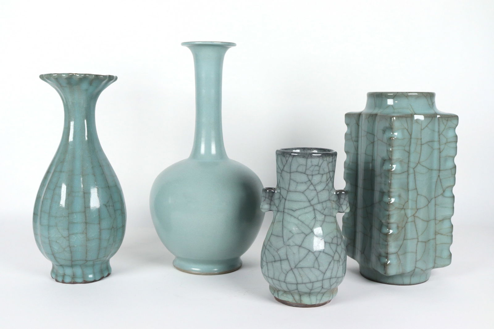4 pcs Chinese celadon vase (1 of 7)
