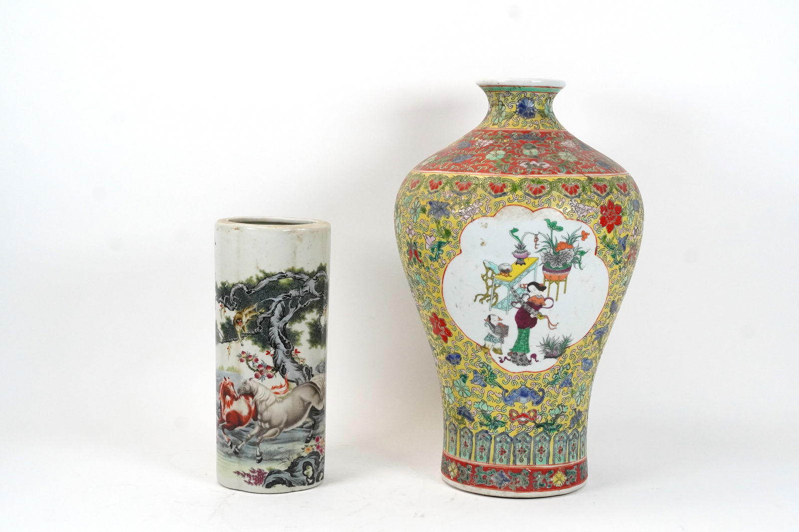 2 pcs Chinese porcelain items (1 of 7)